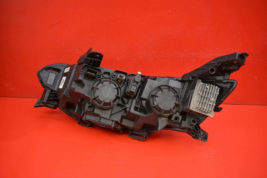 REFLEKTOR right light front LED EU 260108543R RENAULT TALISMAN 1 and 12-20