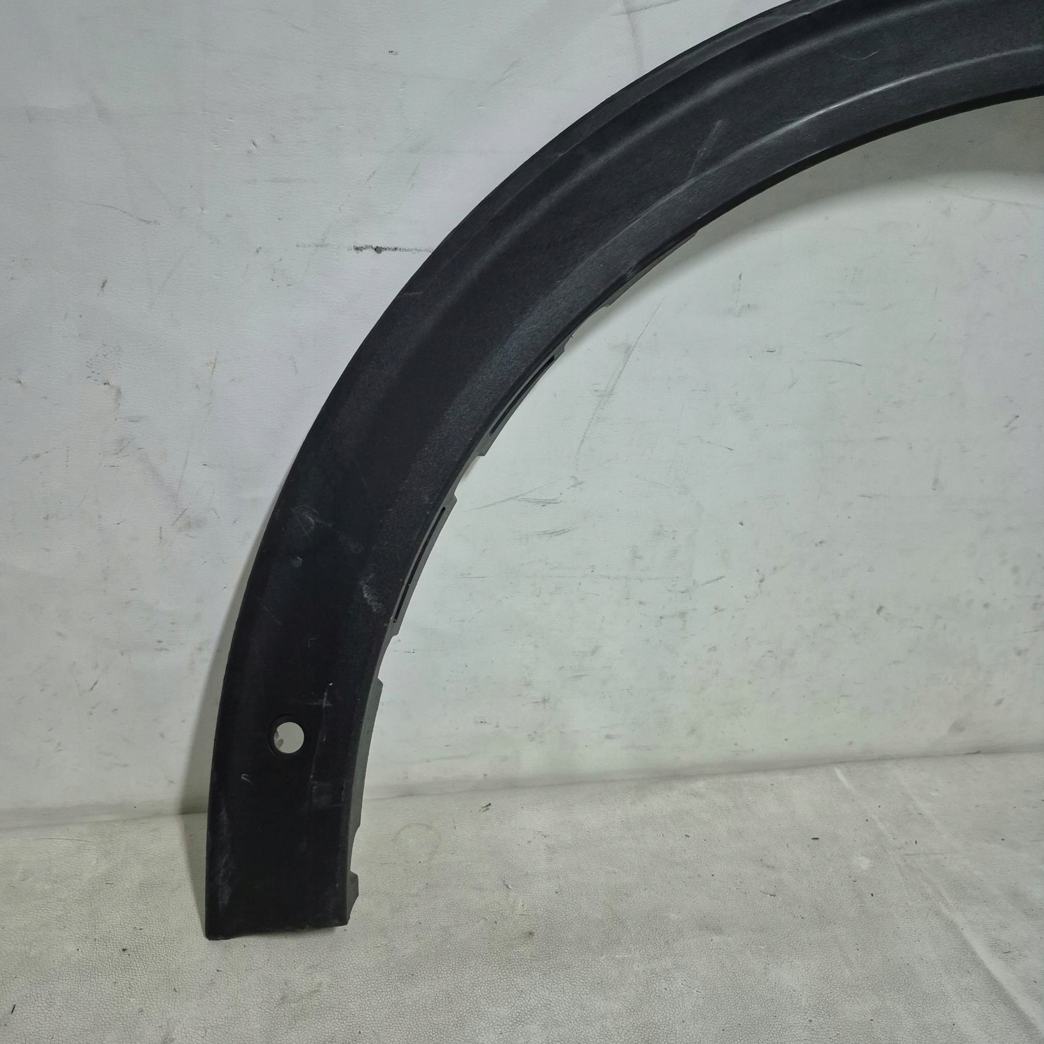 FORD EXPLORER VI 6 19-> moulding cap left front PDC