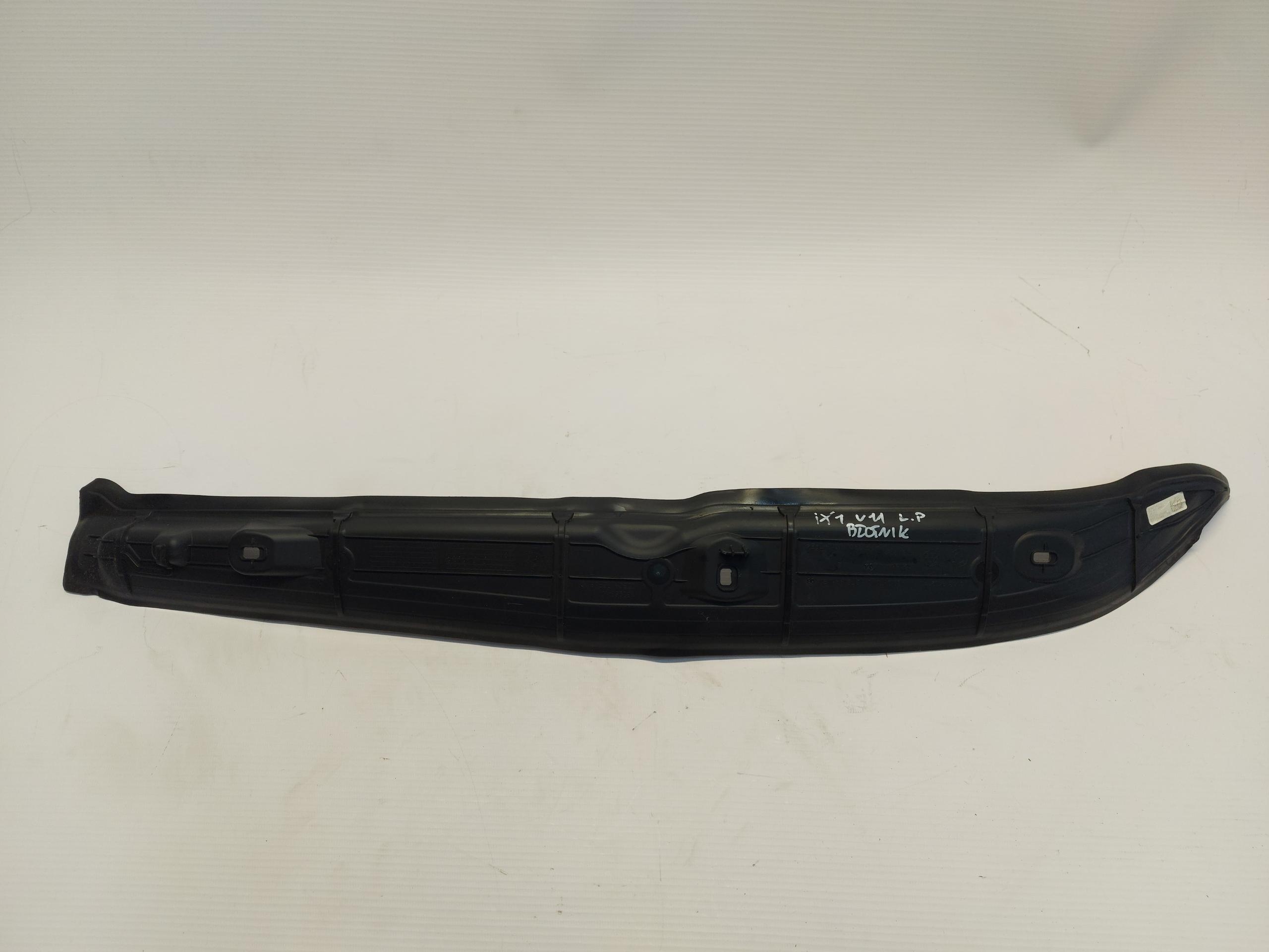BMW iX1 X1 U11 Supporto sinistra Anteriore 9462143