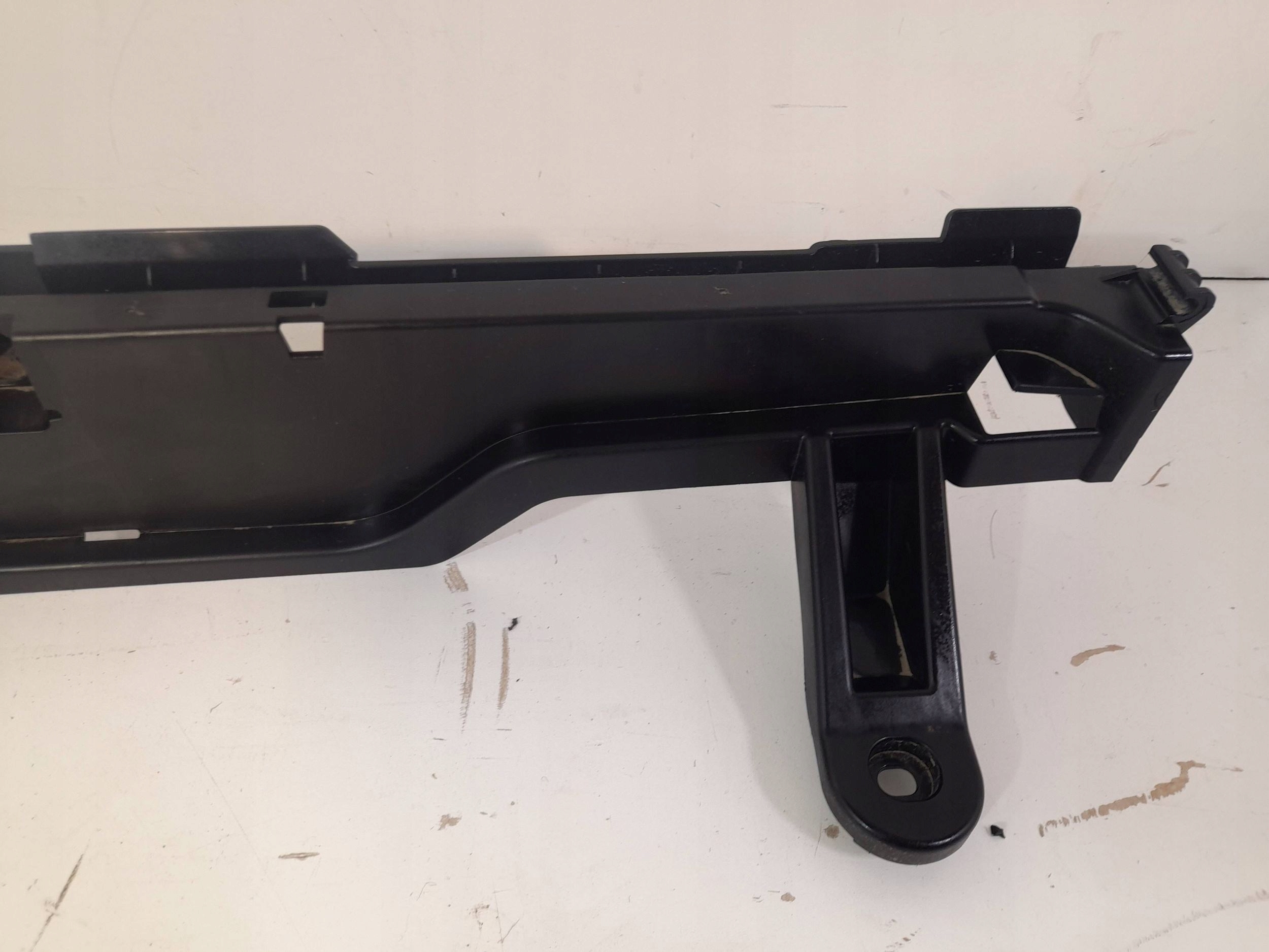 Volvo XC40 moulding boot left 32131207 (XC3)
