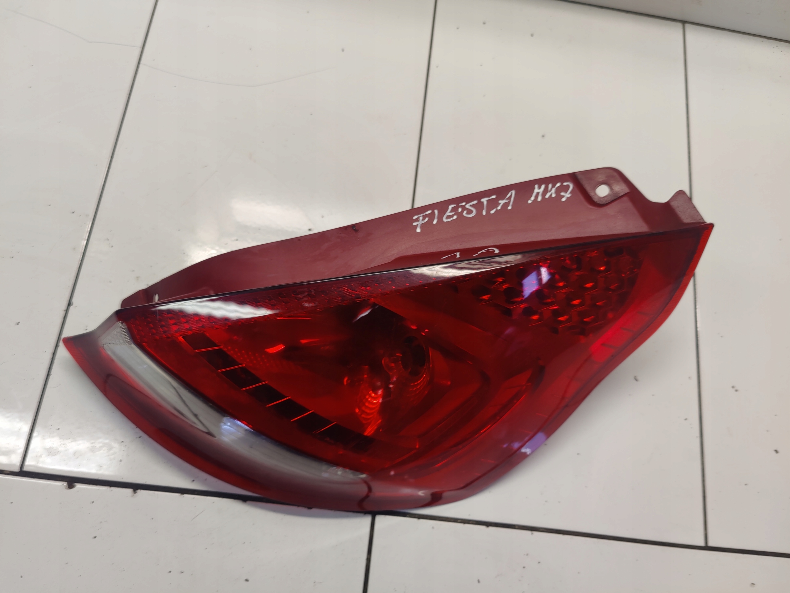 SUZUKI SWIFT MK7 light right right rear part rear 8A61-13404-A