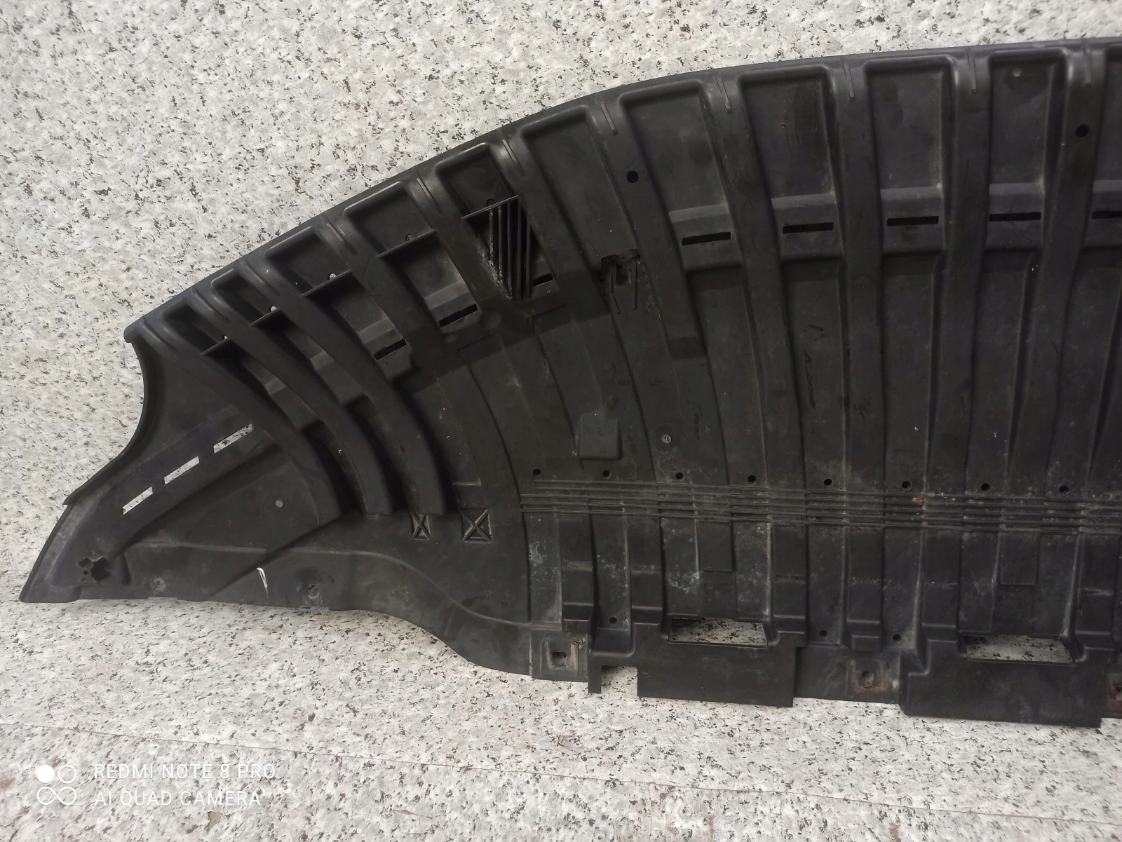 SPOJLER ZDERZAKA PRZEDNIEGO AUDI A8 D4 4H0807611B Typ samochodu Samochody osobowe