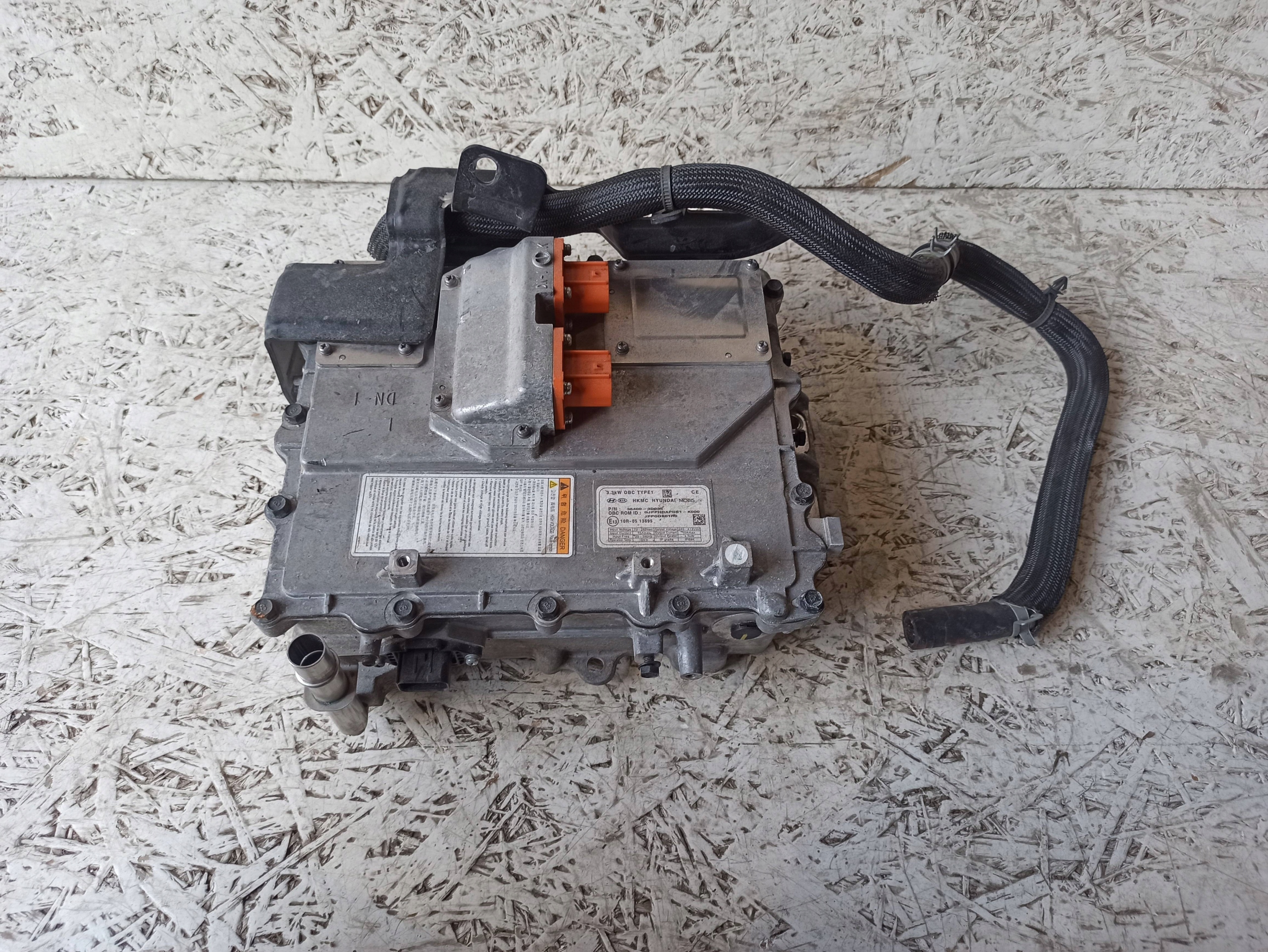 KIA OPTIMA ŁADOWARKA INWERTER MODUŁ STEROWNIK