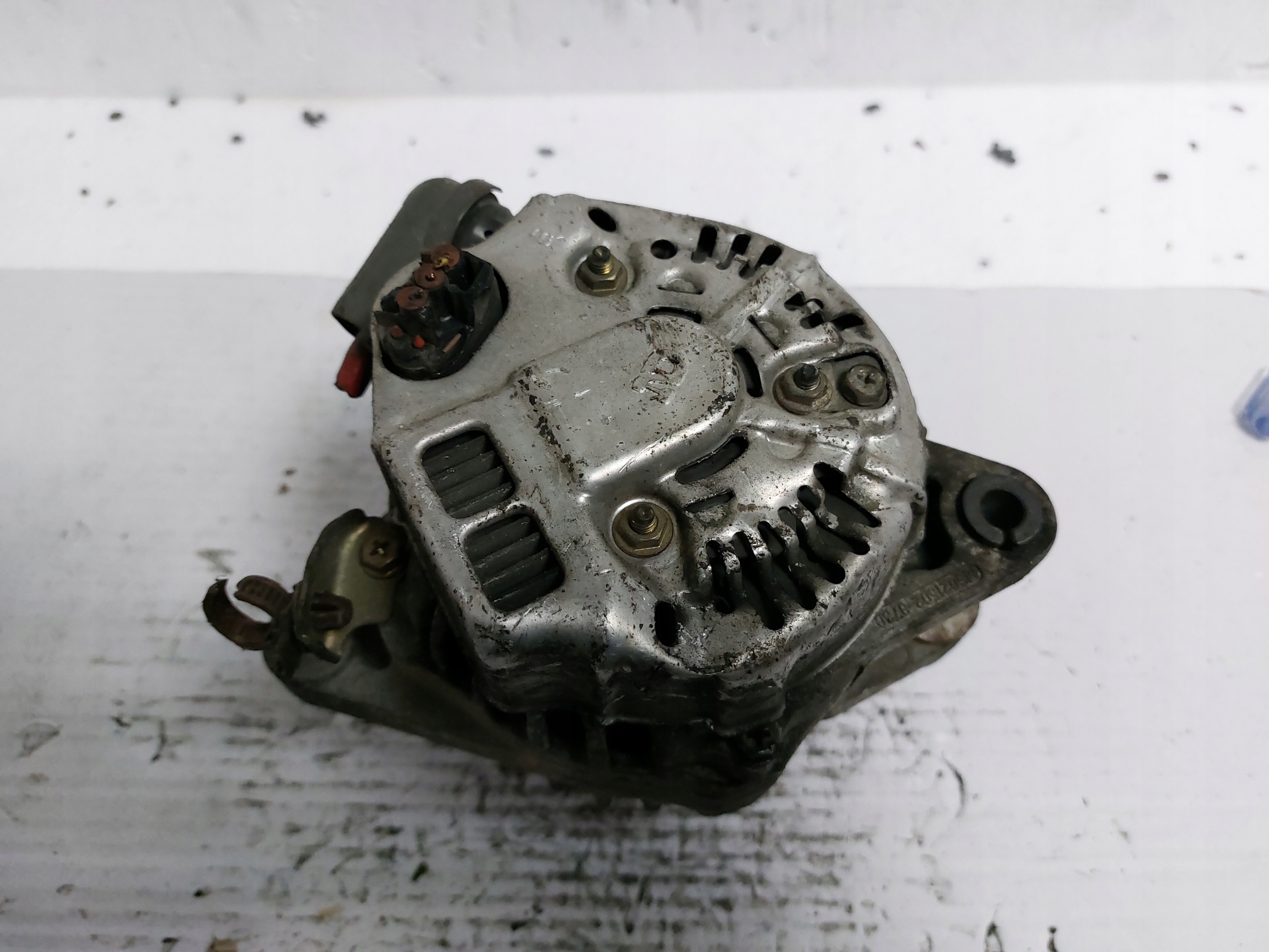 Alternator 27060-0J010 Toyota Yaris 1.0 B