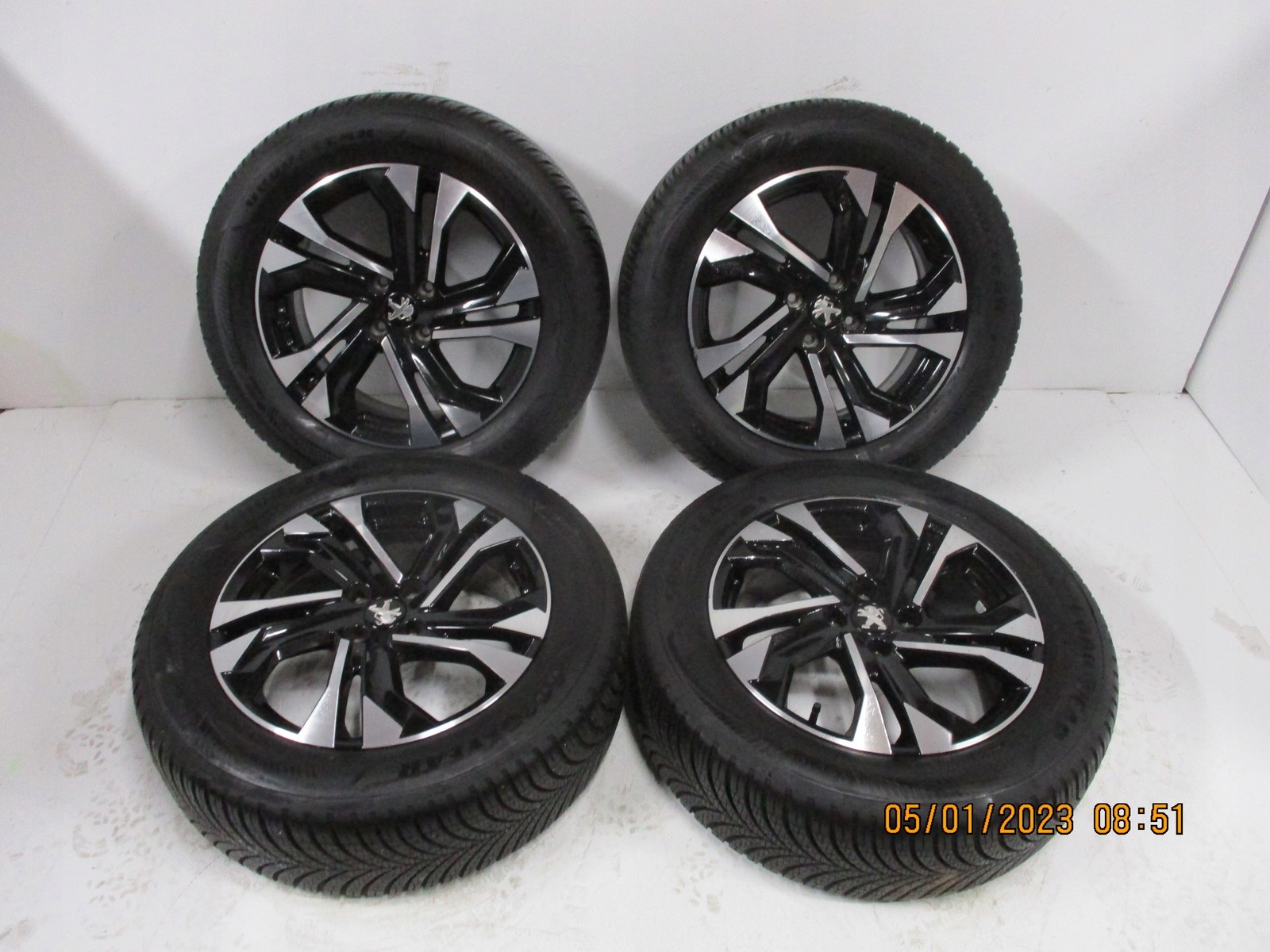 wheels discs tyres PEUGEOT 2008 II R17 6MM