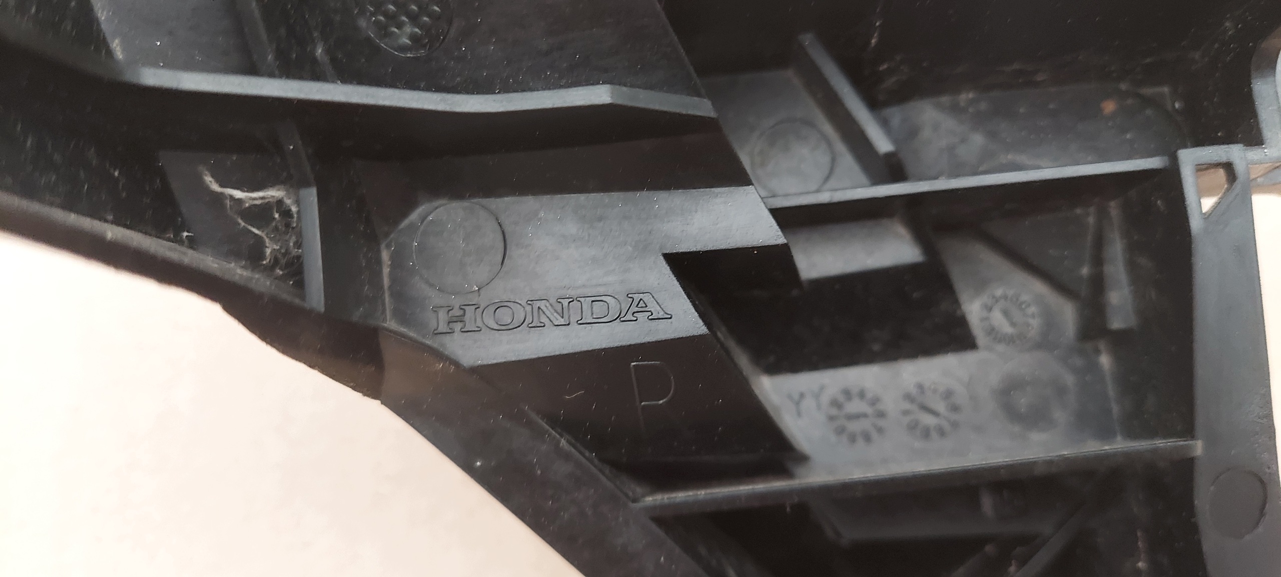 holder lights bumper bracket right front HONDA CRV III 06-12 71140-SWA