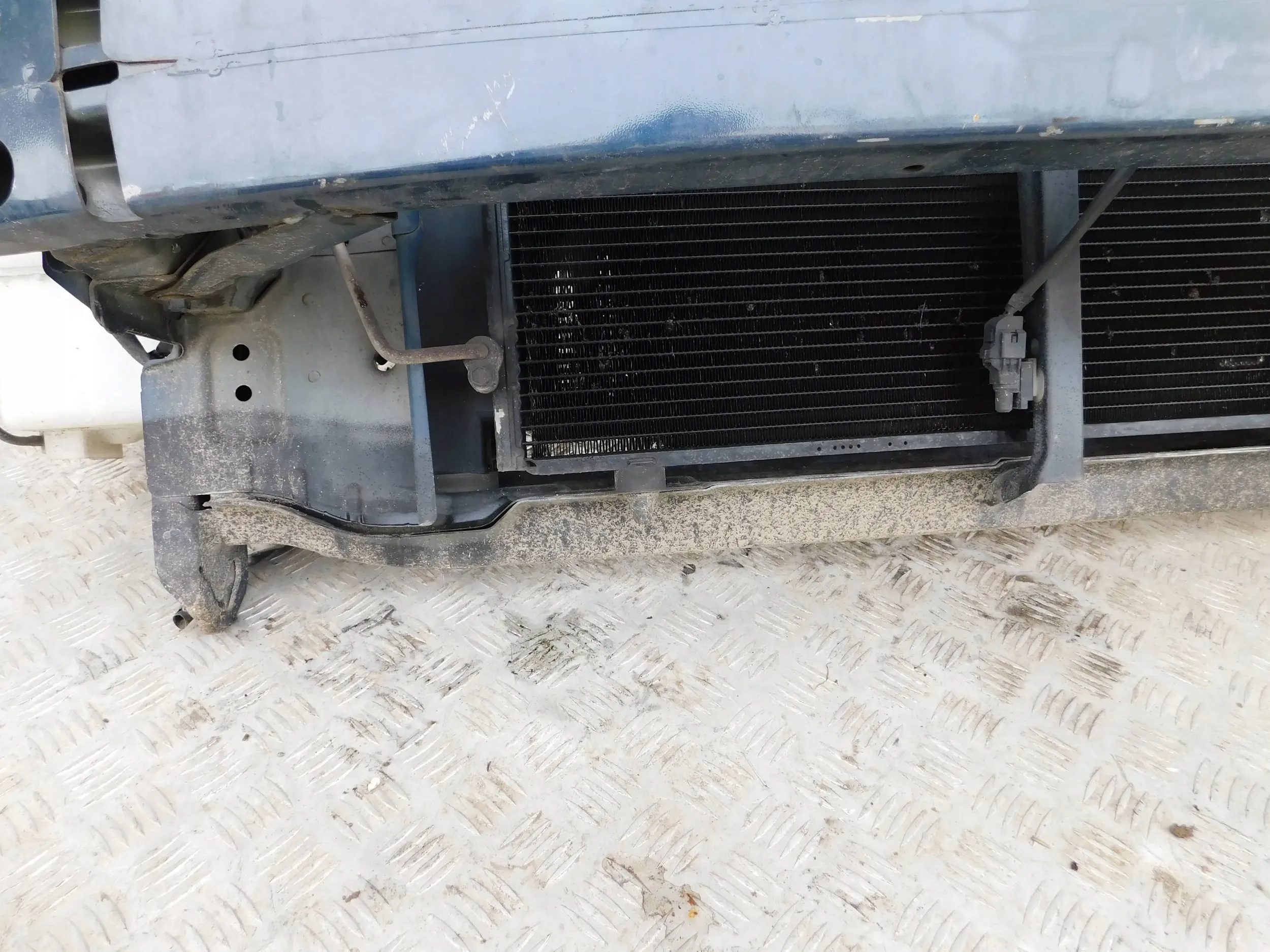 support panel for radiators sider radiator TOYOTA COROLLA VERSO 01-04