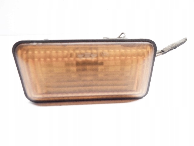 Indicateur de direction Aile VW GOLF III 1H0949117A