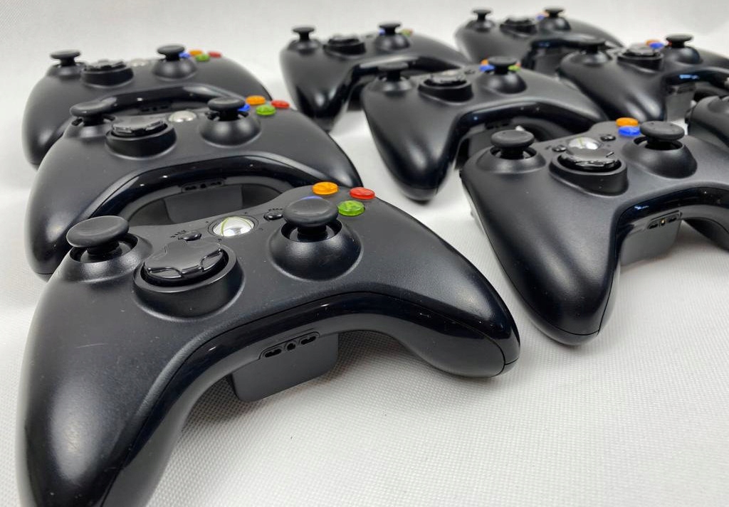 ORYGINALNY Pad BEZPRZEWODOWY xbox 360 CZARNY 100% ORYGINAŁ GODNY ZASTĘPCA Tryb pracy analogowy cyfrowy