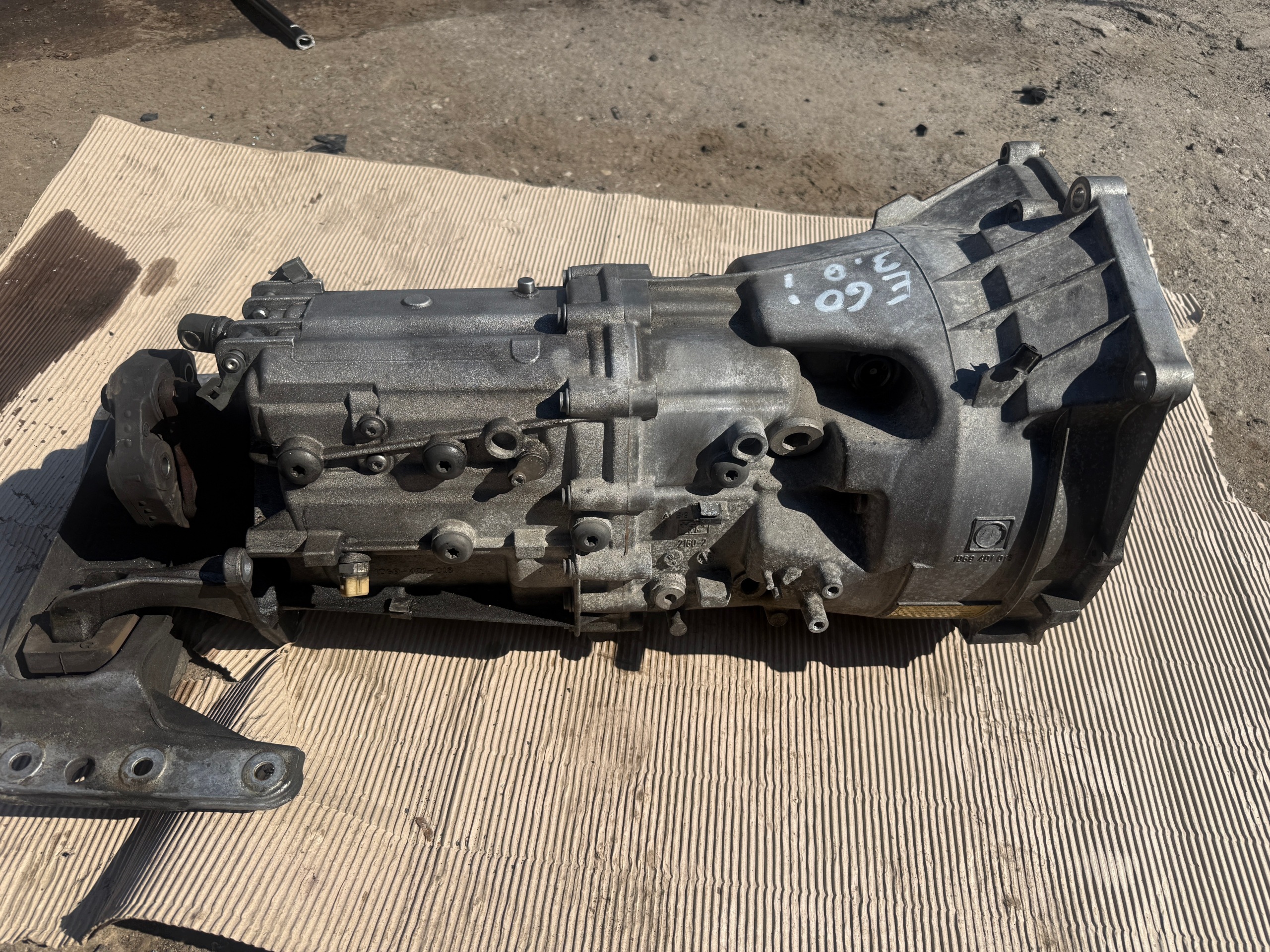 BMW E60 E61 3.0B M54B30 Getriebe 6 getriebe MANUAL 7583768 0042653BEG