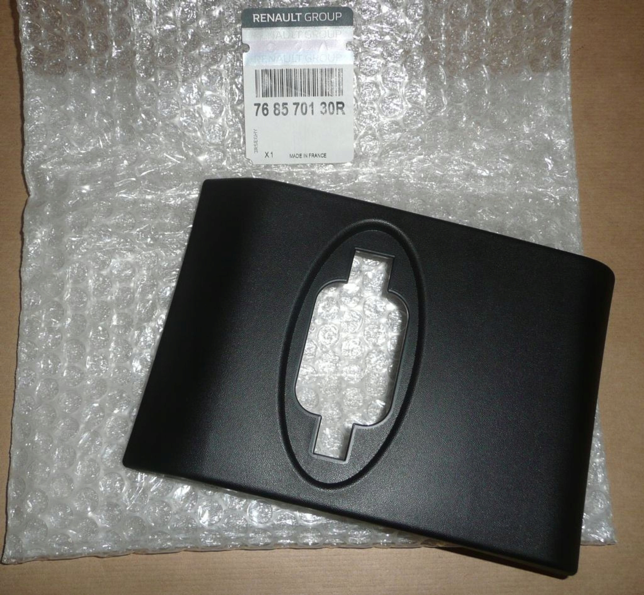 Lišta Sloupku R Master III Levá 768570130R