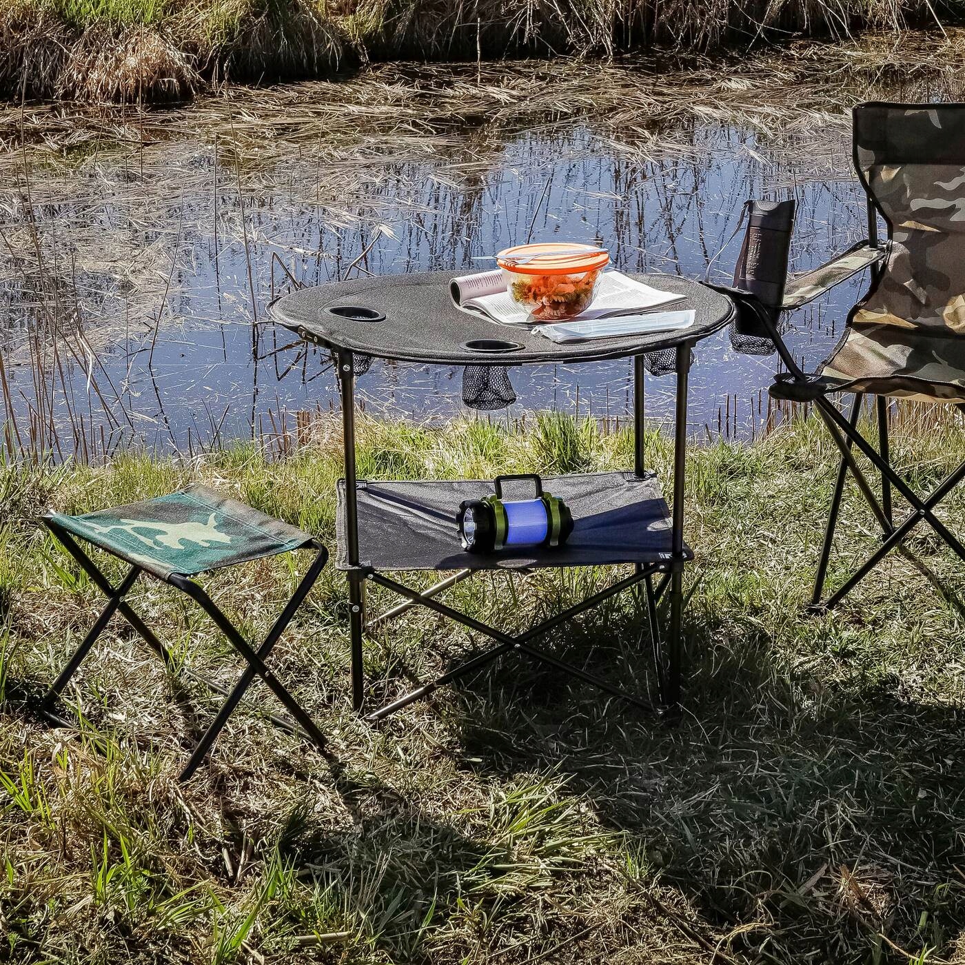 STOLIK TURYSTYCZNY SKŁADANY okrągły stół ogrodowy DO PRZYCZEPY KEMPINGOWEJ Marka bez marki