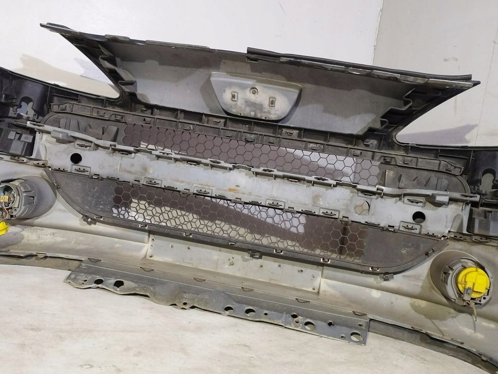 Peugeot 1007 bumper front front EZW