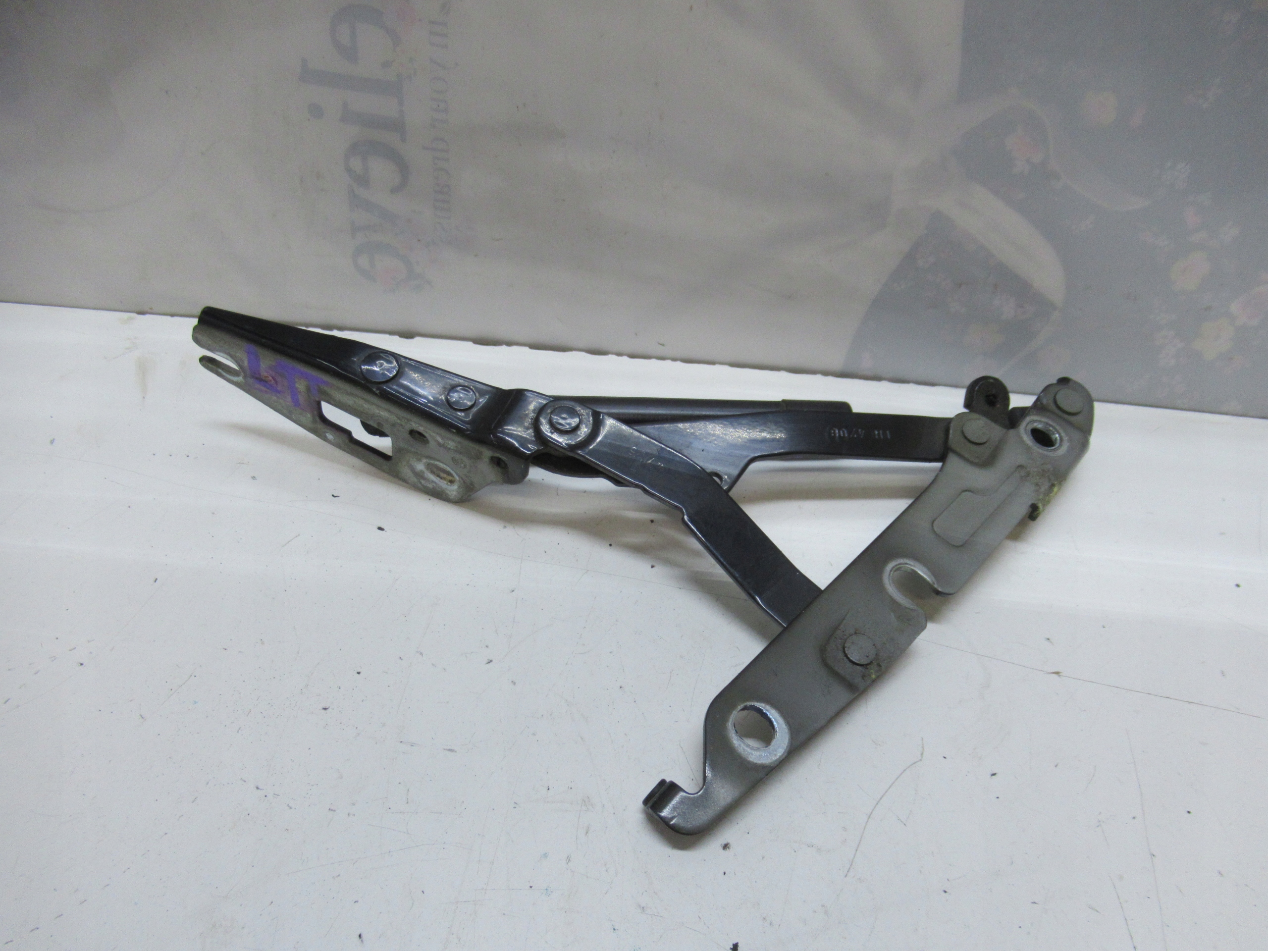 AUDI A6 C6 07R hinge bonnet left rear part 4F5827301