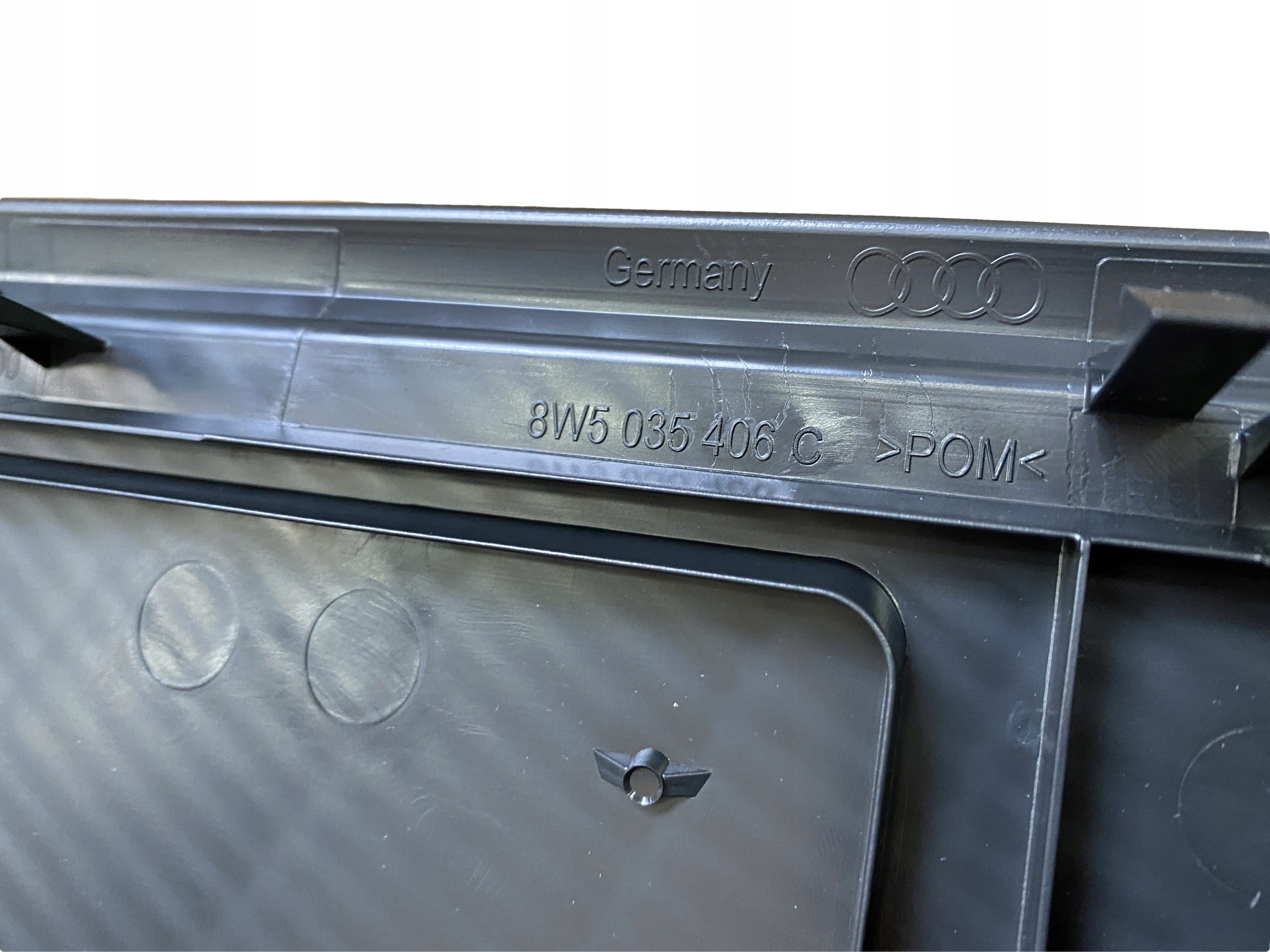 AUDI A4 8W B9 A5 grid right rear part bang OLUFSEN