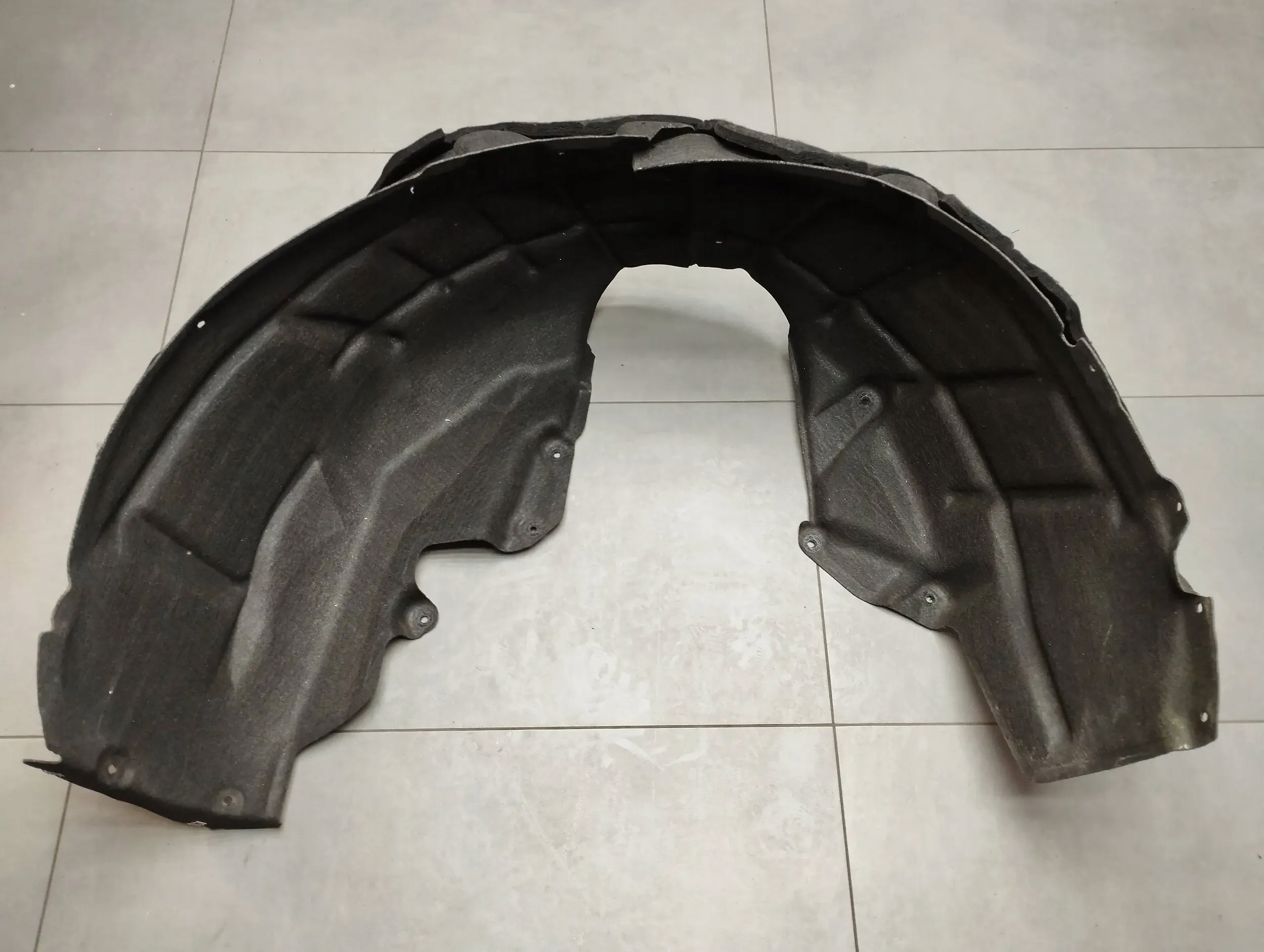 Audi A8 4N D5 LONG mudguard left rear part 4N0810171A