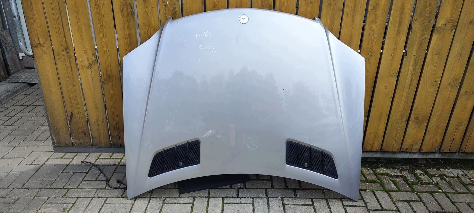 Capot Mercedes W164 ML C723