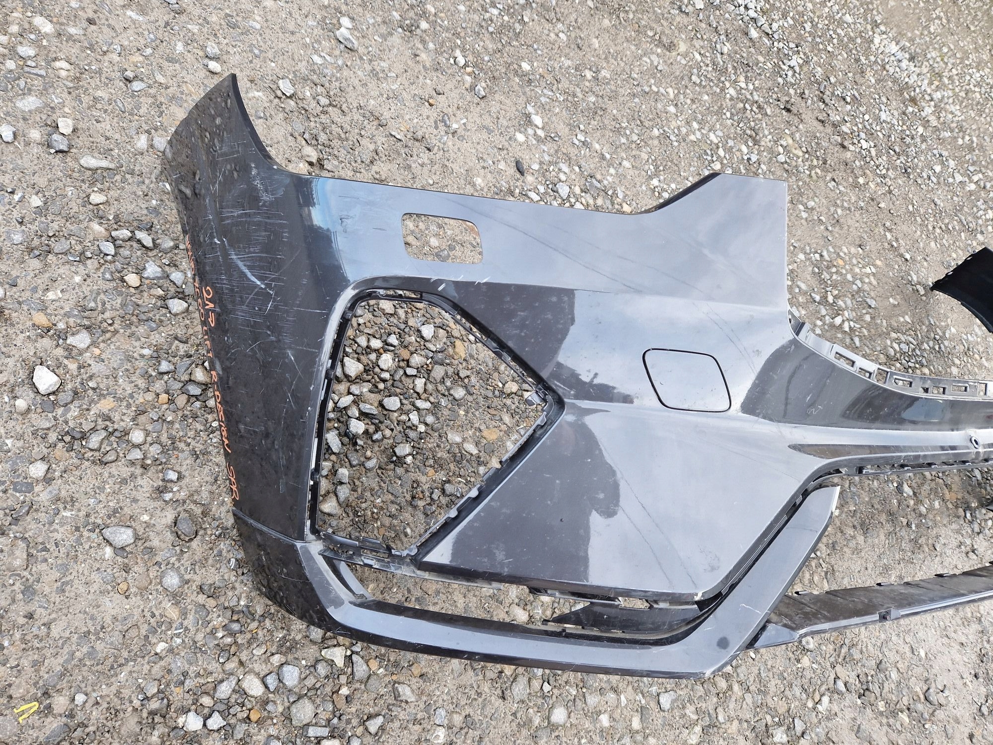 front bumper VOLVO XC60 II LIFT R-design 2021R->