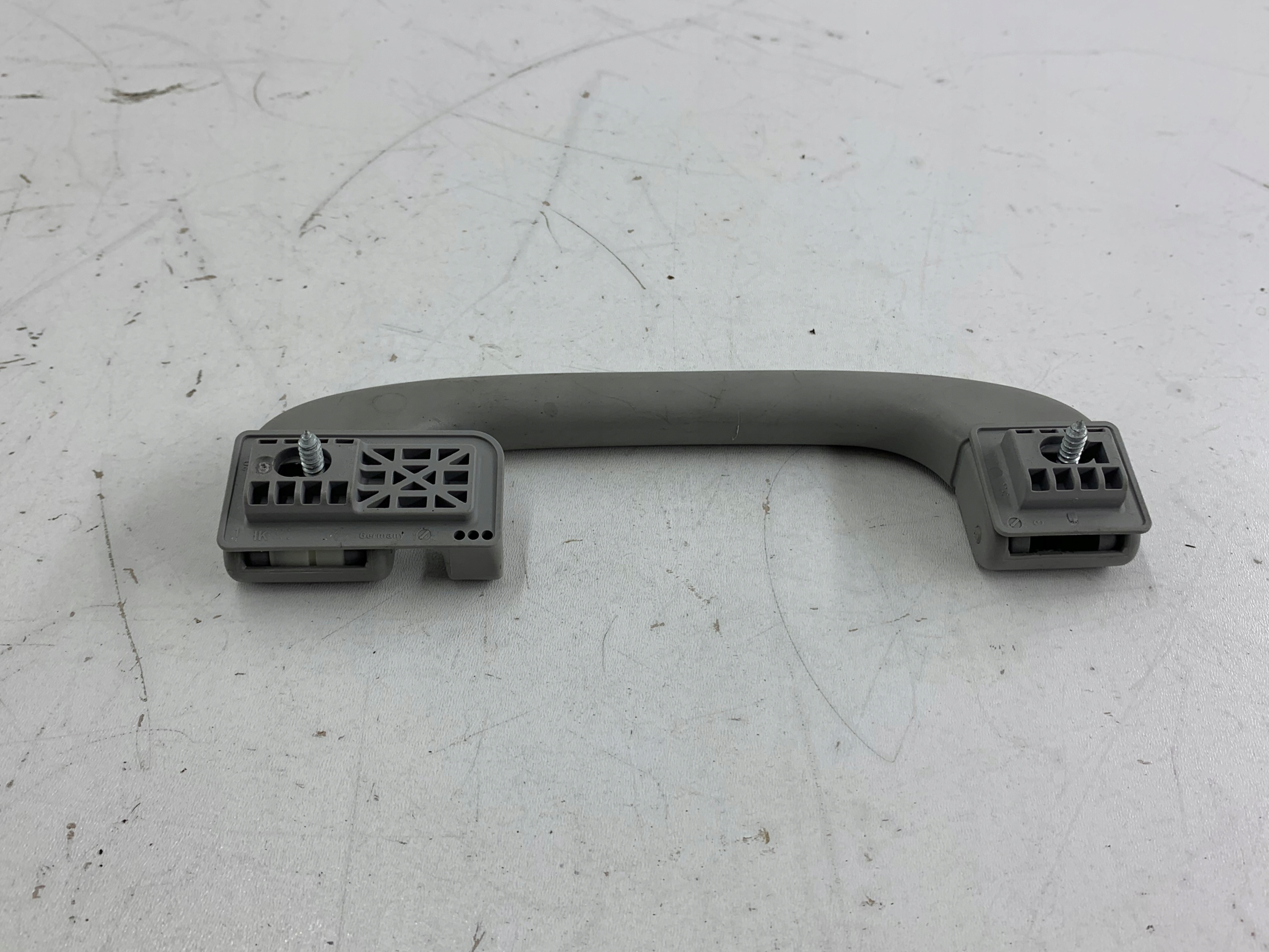 BMW E60 E61 Держатель Обшивка потолка зад 7033661