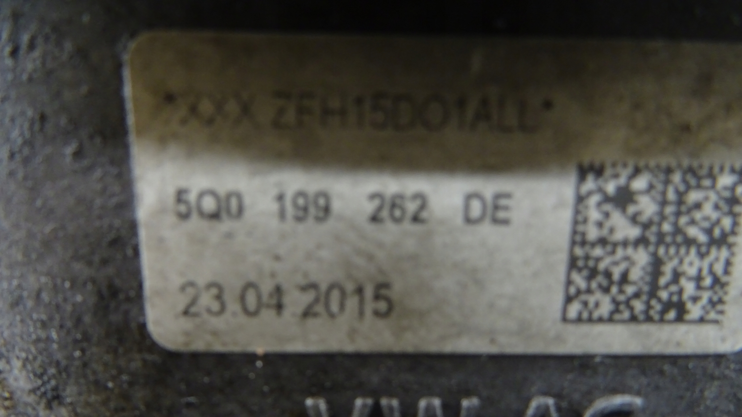 Volkswagen OE 5Q0199262DE NR M808