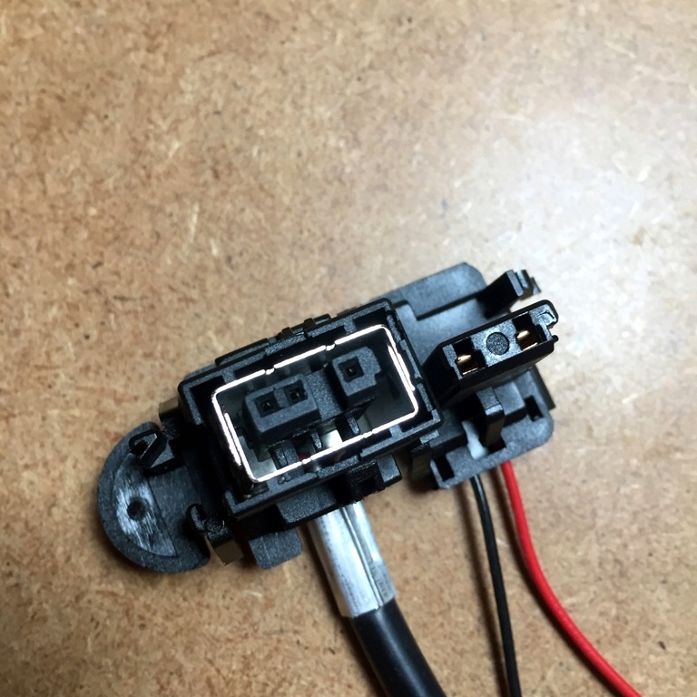 PRZEWÓD PRZETWORNICY 5DV009000-00 STARTER D1S D1R Do BMW Ford Opel VW Skoda Producent części XENPLUS