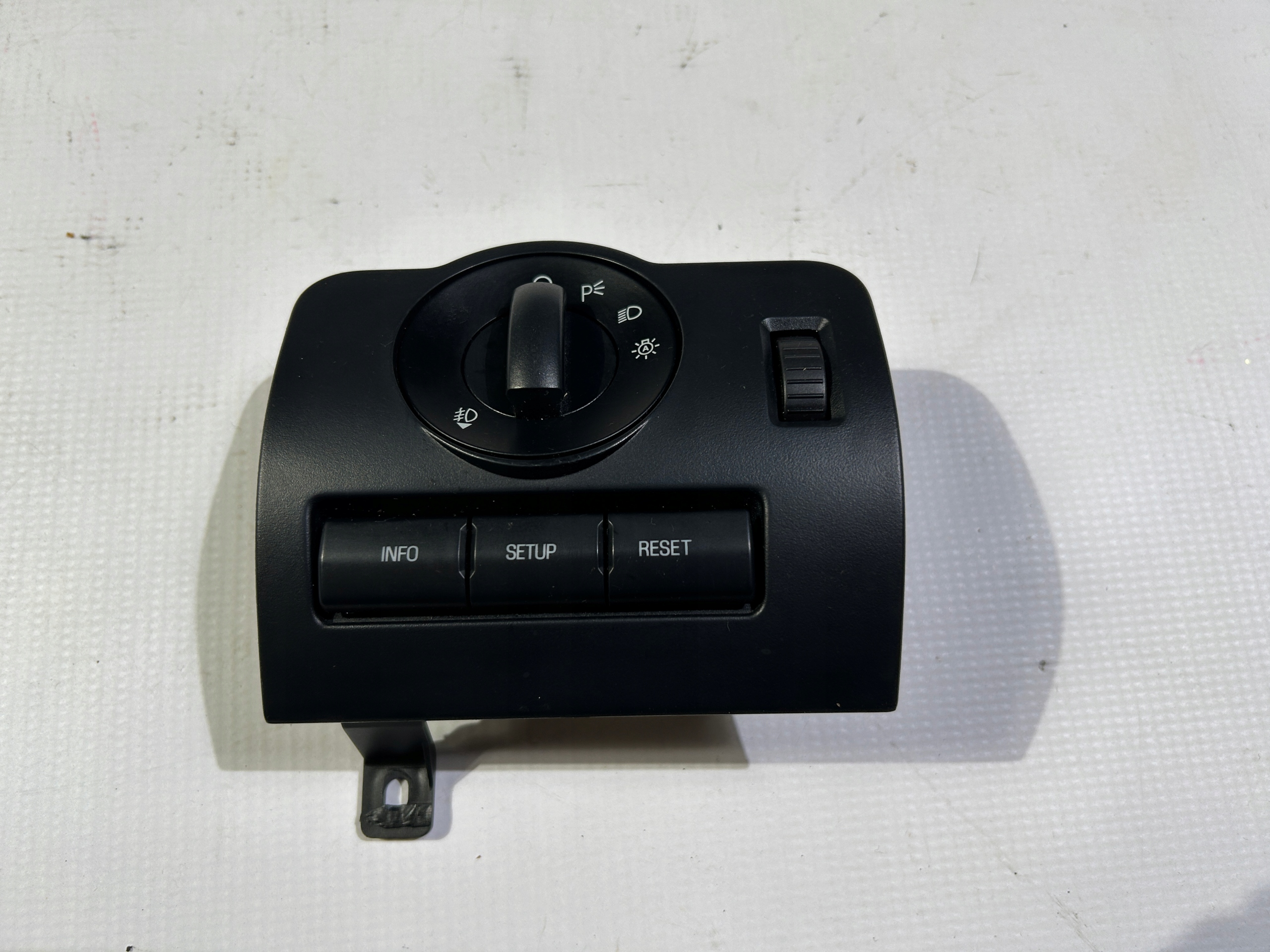 Panel Interruttore comando luci interruttore przeciwmgielne Ford Mustang 2010-2014