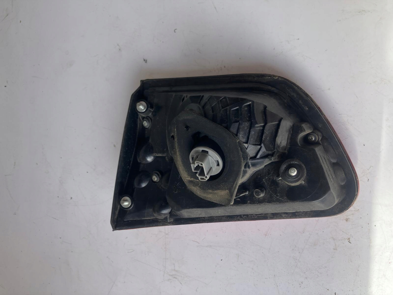 light left rear part to the bonnet PEUGEOT 4007