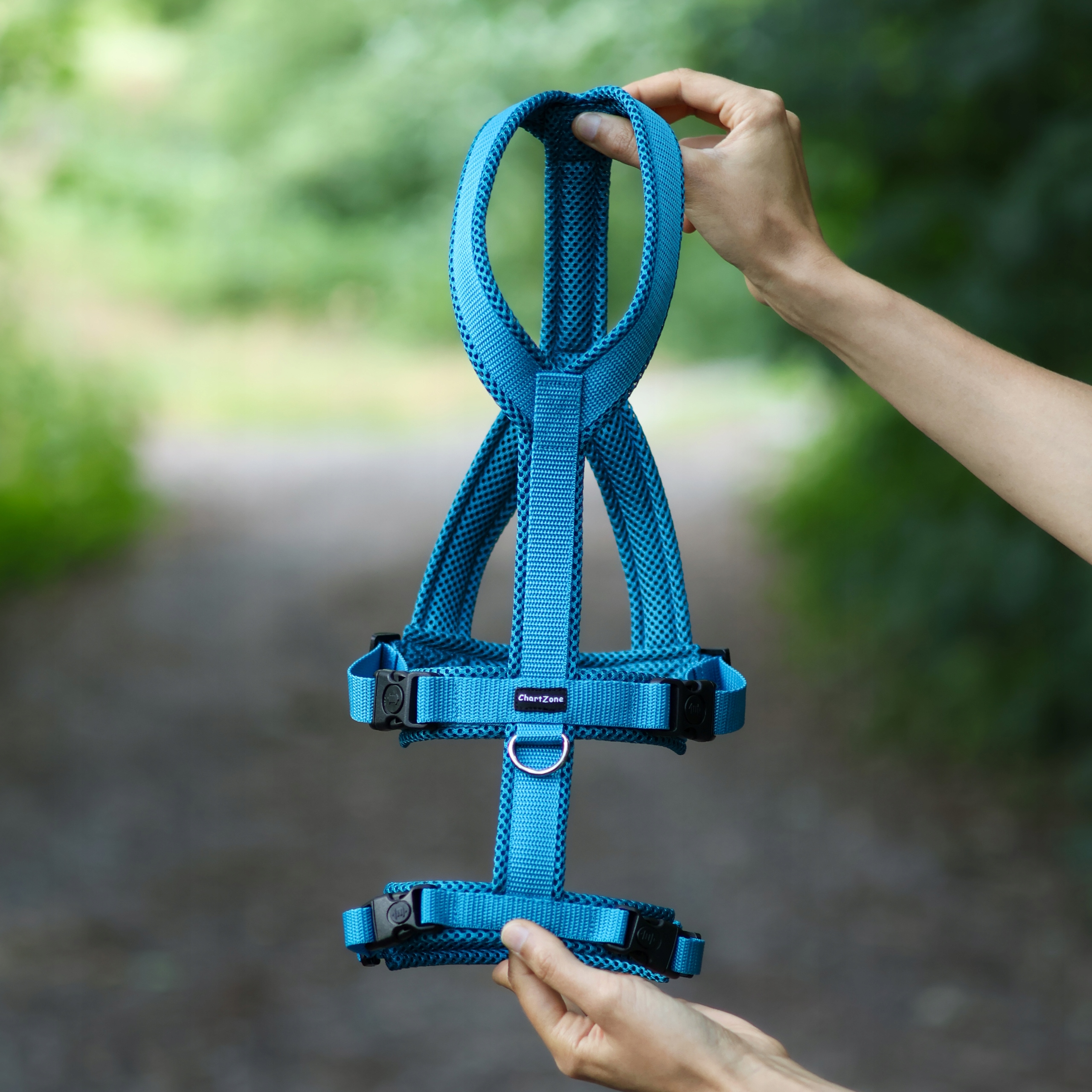 Levně Protiúnikové postroje pro Charta Comfort Mesh