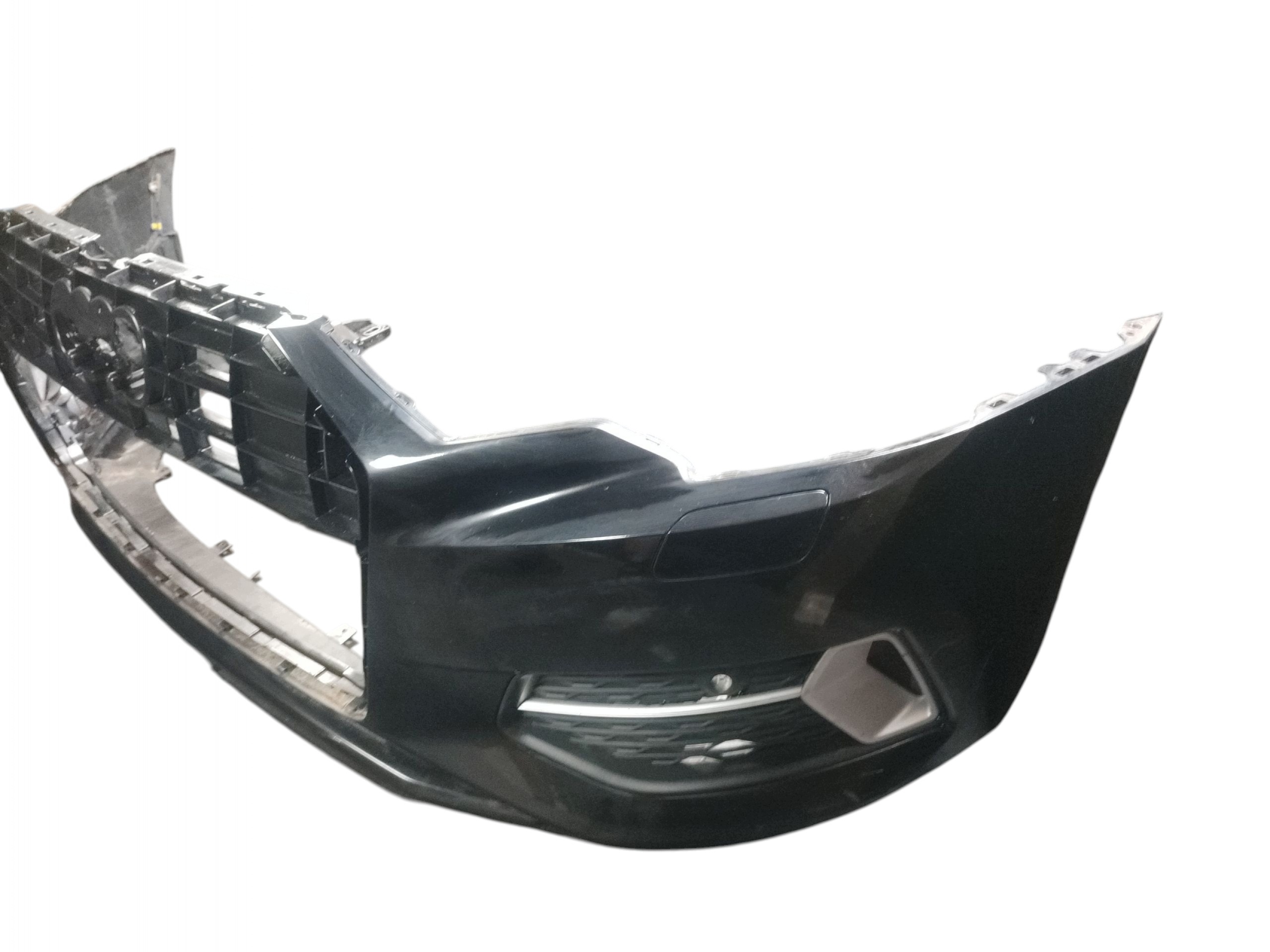 nárazník předek AUDI A6 C8 LAK: LY9B (18-23)