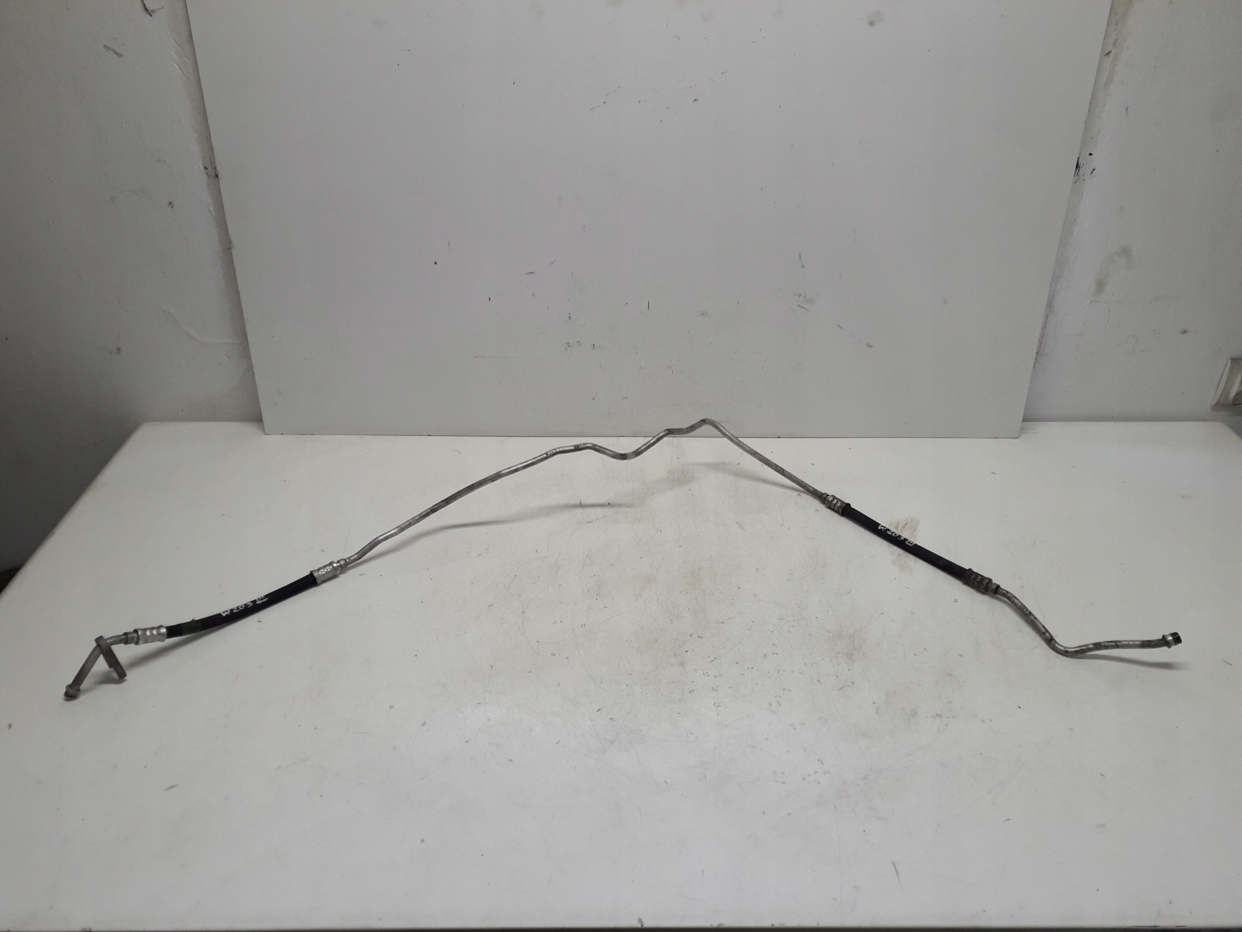 MERCEDES C KLASA W203 2.0B PRZEWÓD WĄŻ RURKA KLIMATYZACJI