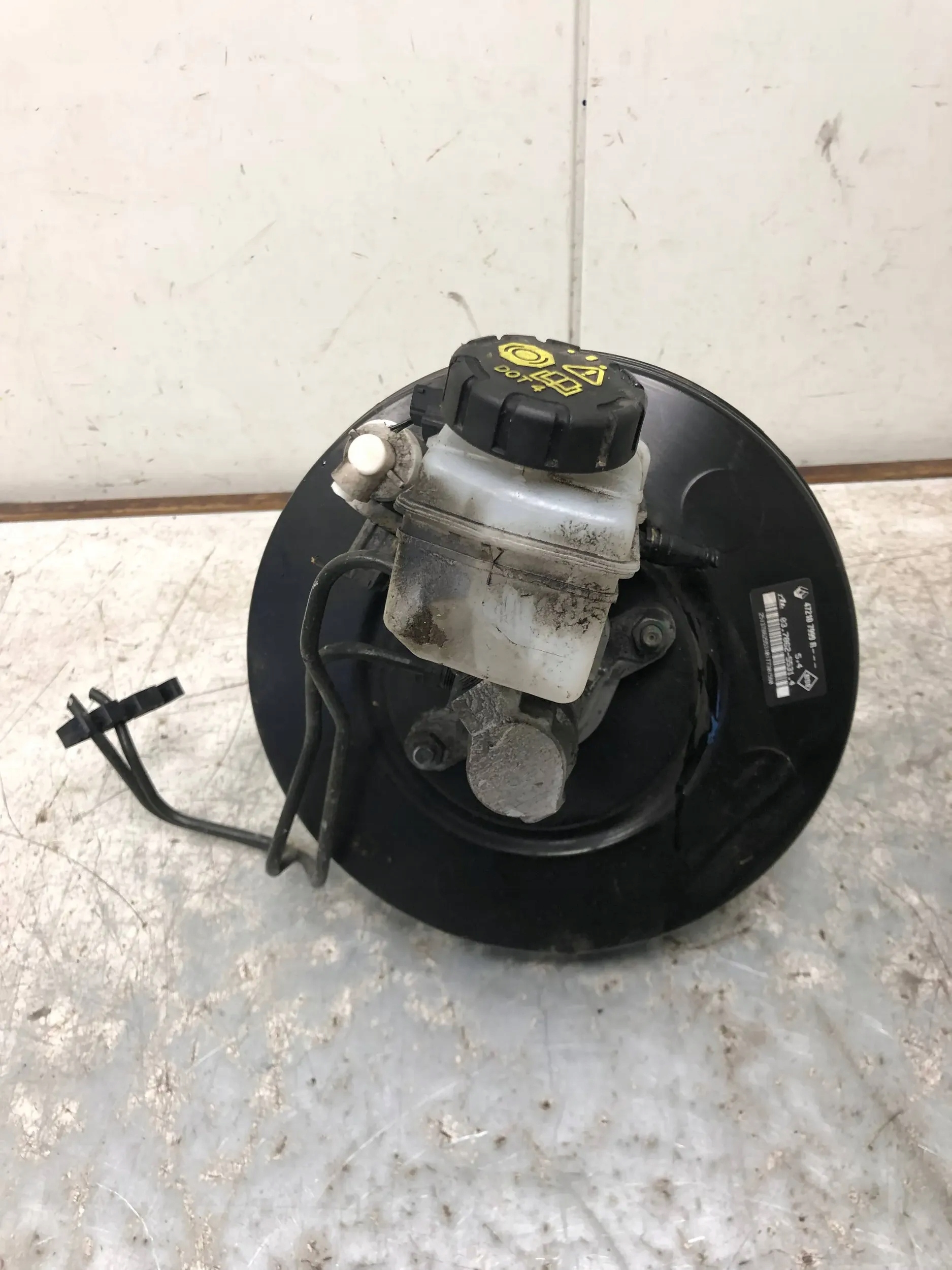 Servo bremsen DACIA DOKKER 472107999R