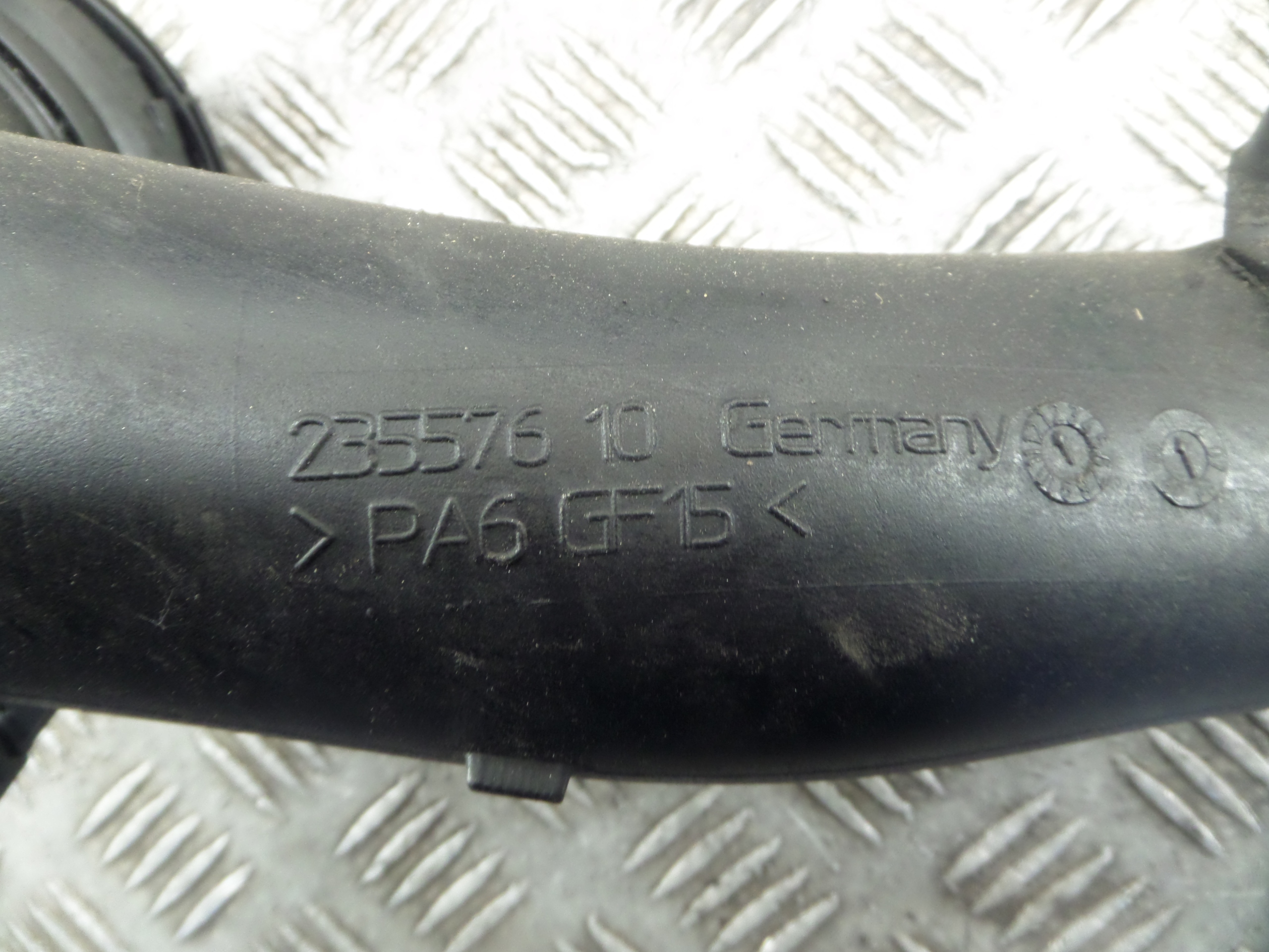 BMW cijev cijev prijenos interkulera 23557610