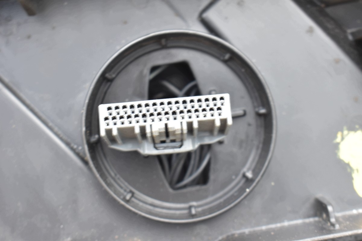 light left front LAND ROVER DISCOVERY V FULL LED HY32-13W030-DA