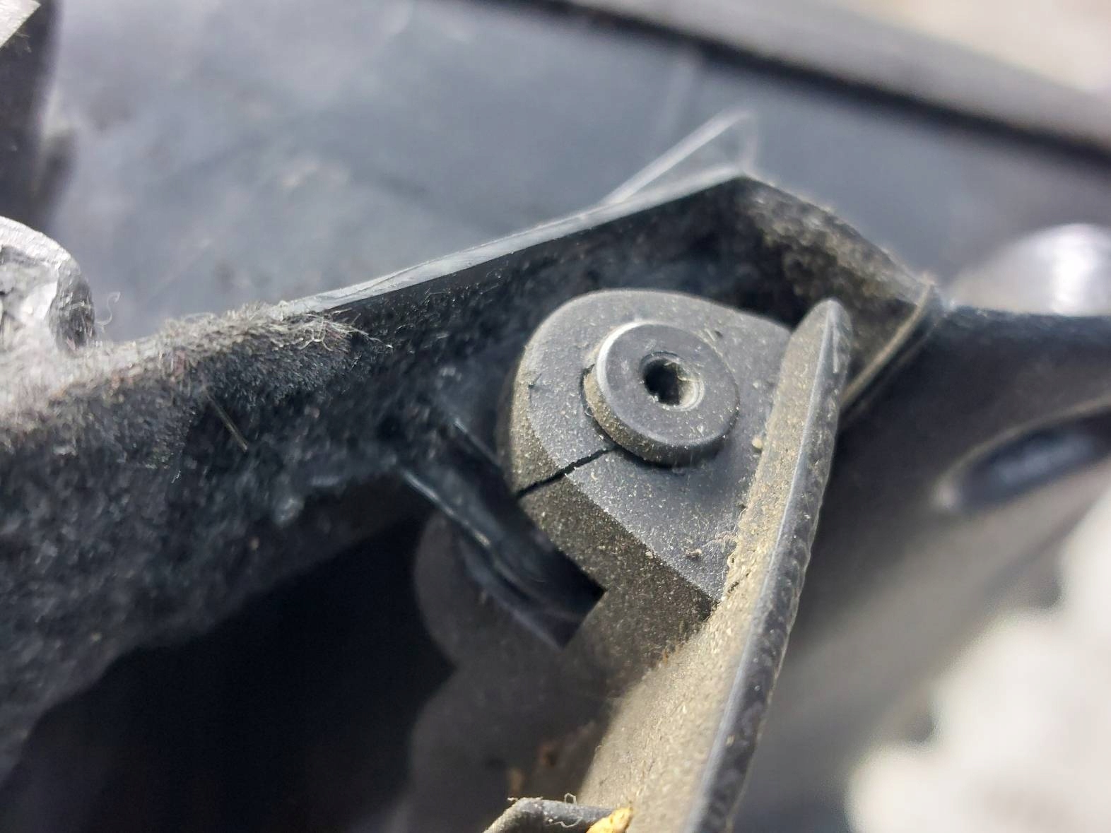 SCHOWEK PASAŻERA VOLKSWAGEN PASSAT B5 3B1857101 Numer katalogowy części 3B1857101