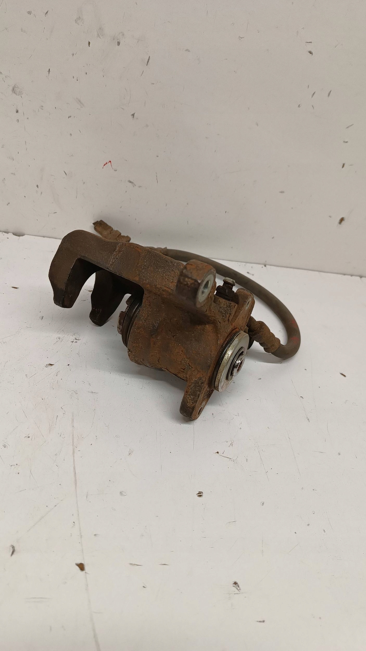 KIA OPTIMA IV caliper right rear part 2018R