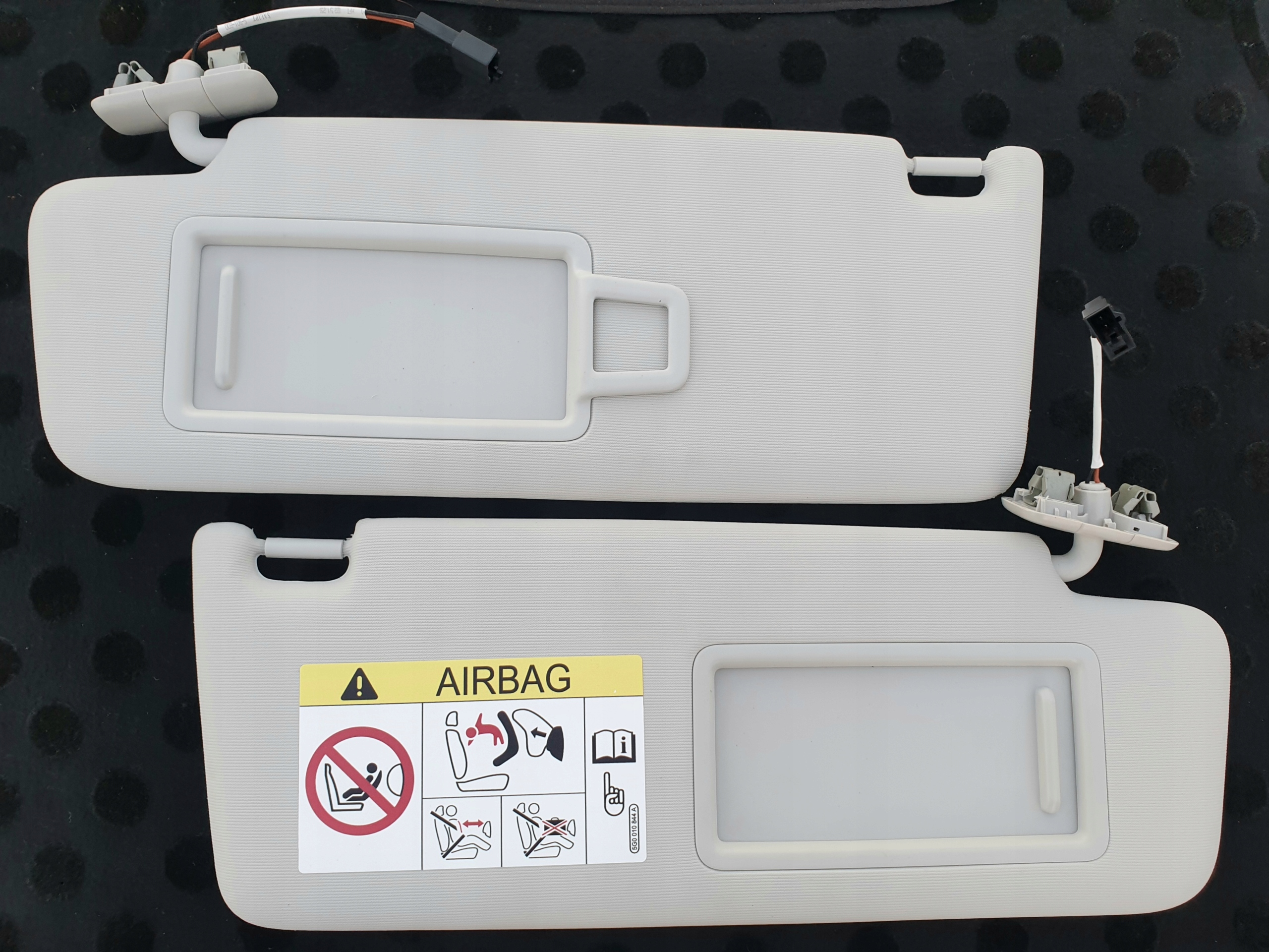 СОНЦЕЗАХИСНИЙ КОЗИРОК VW ARTEON