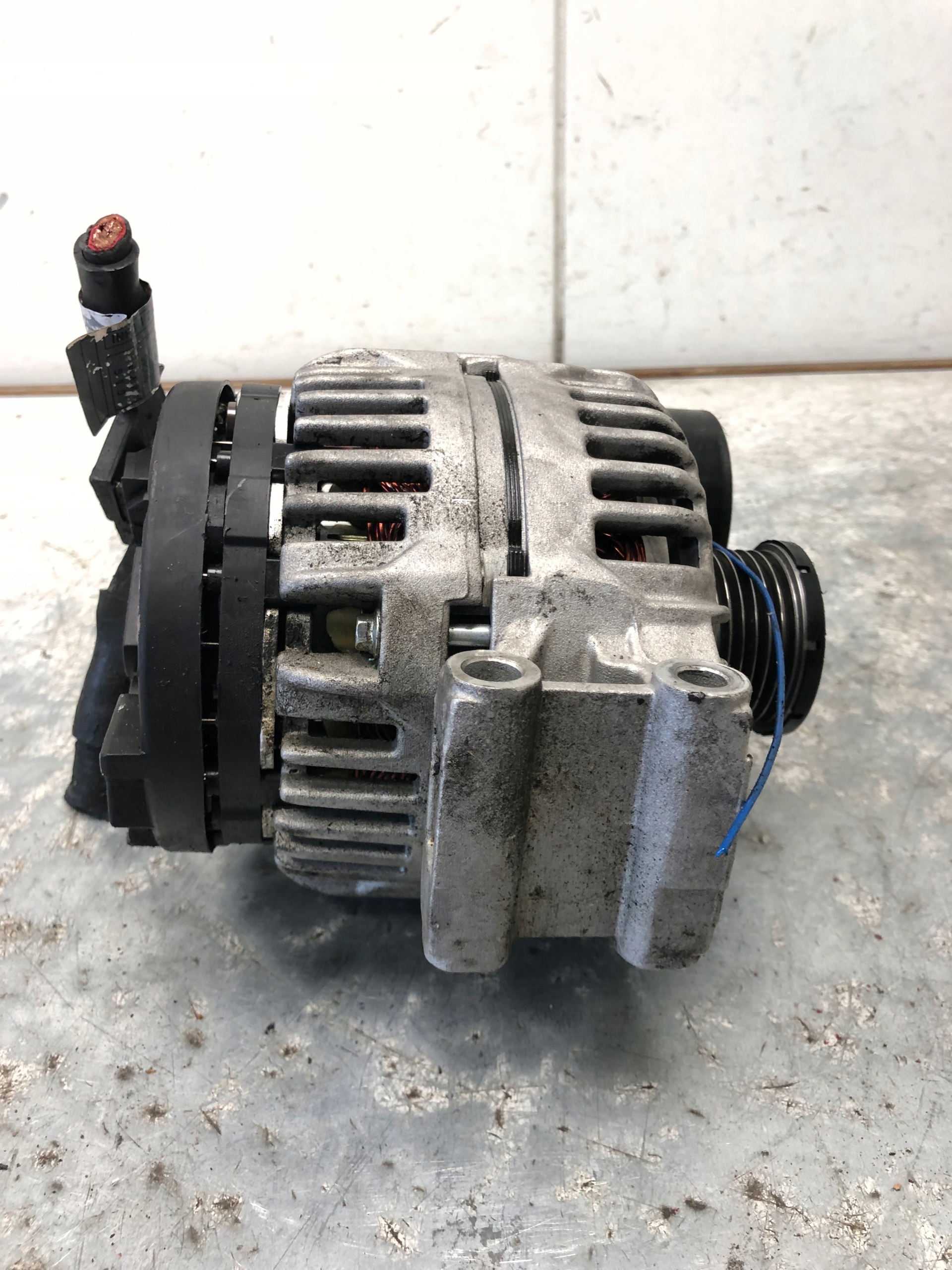 ALTERNATOR HELLA BMW E46 8EL012426