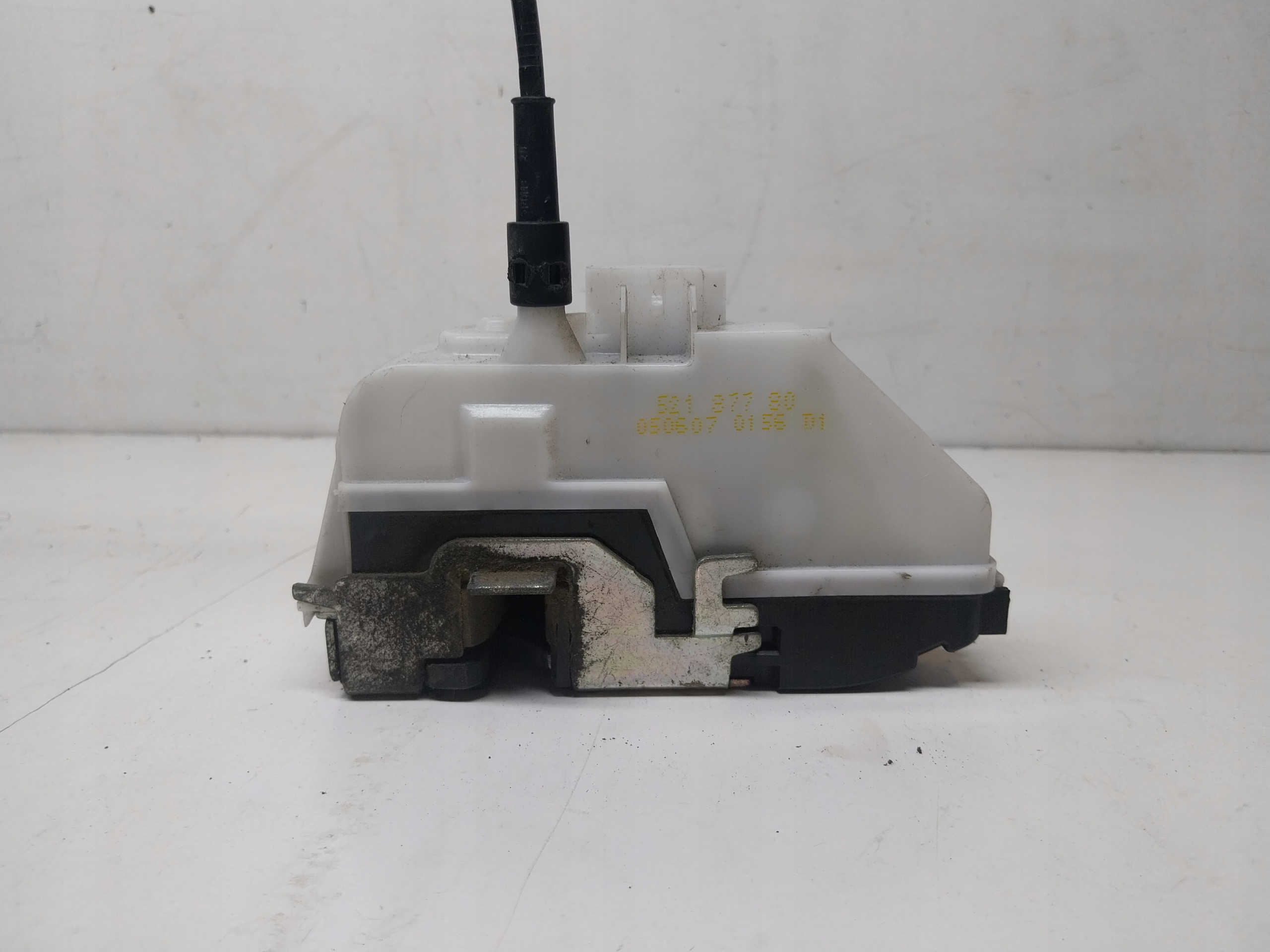 lock door right front CITROEN C2 52187780 EUROPA