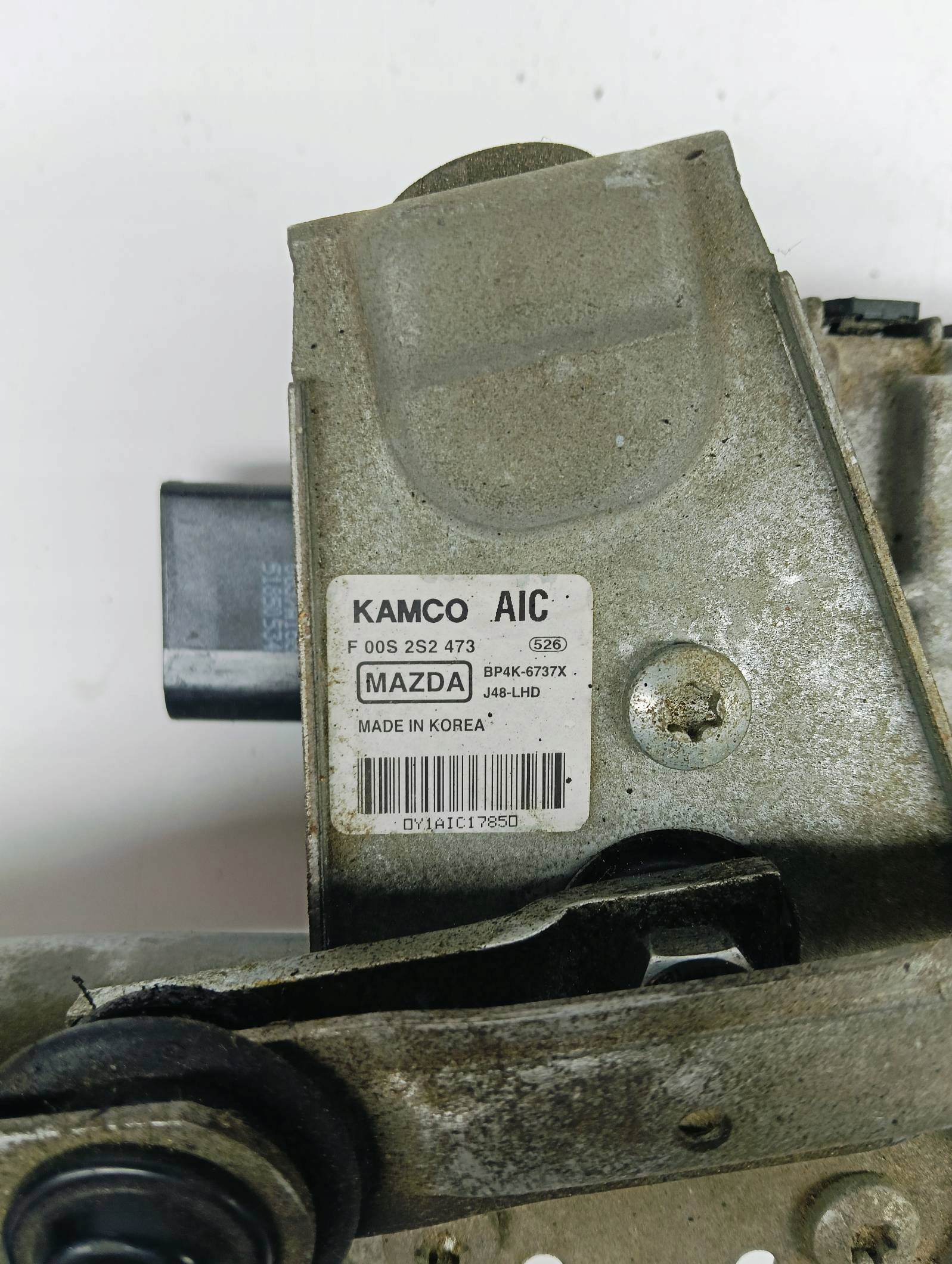 Mécanisme Essuie glaces MAZDA 3 2005r F00S2S2473
