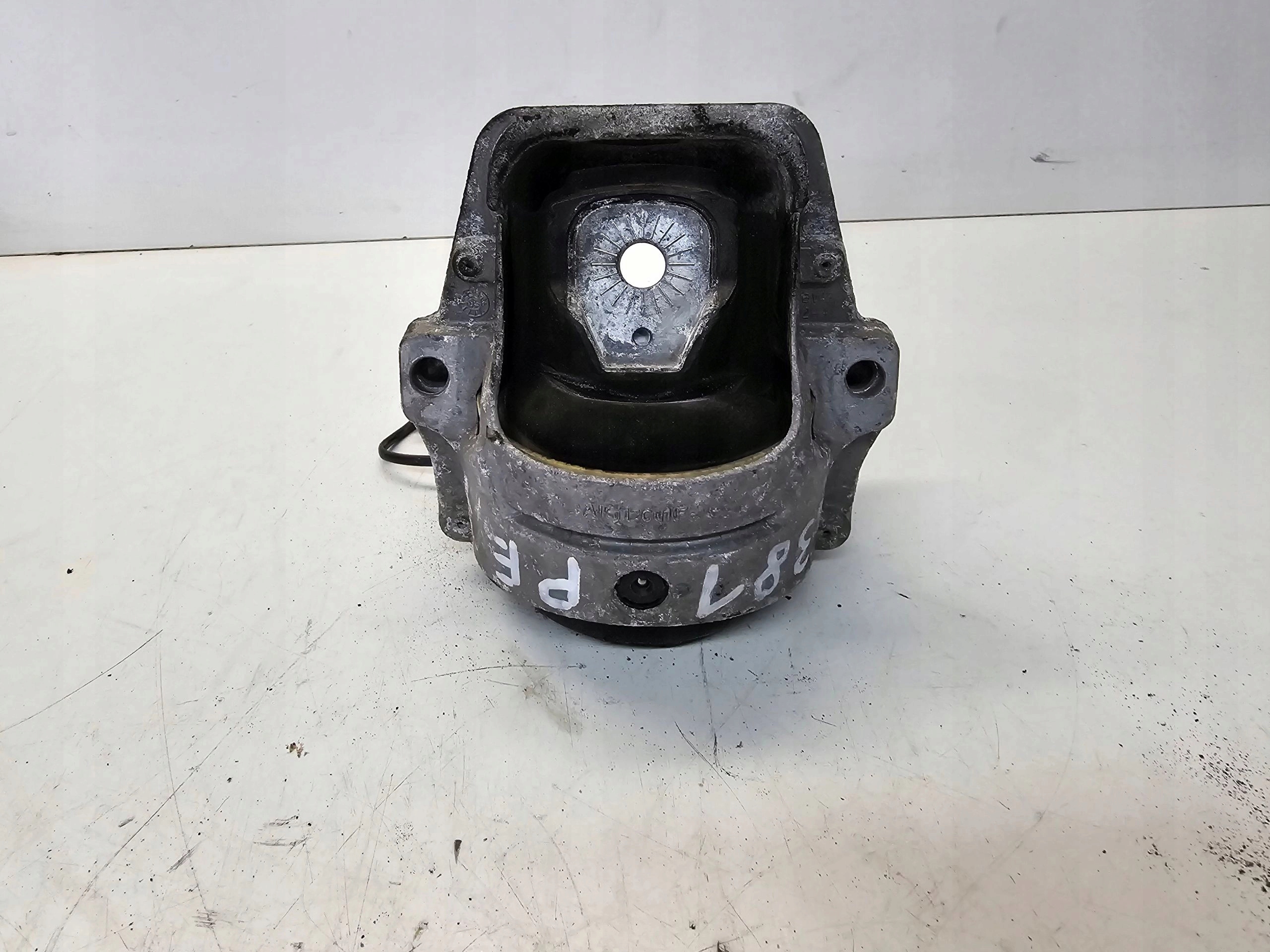 motorlager L P AUDI A4 B8 A5 Q5 8K0199381PE