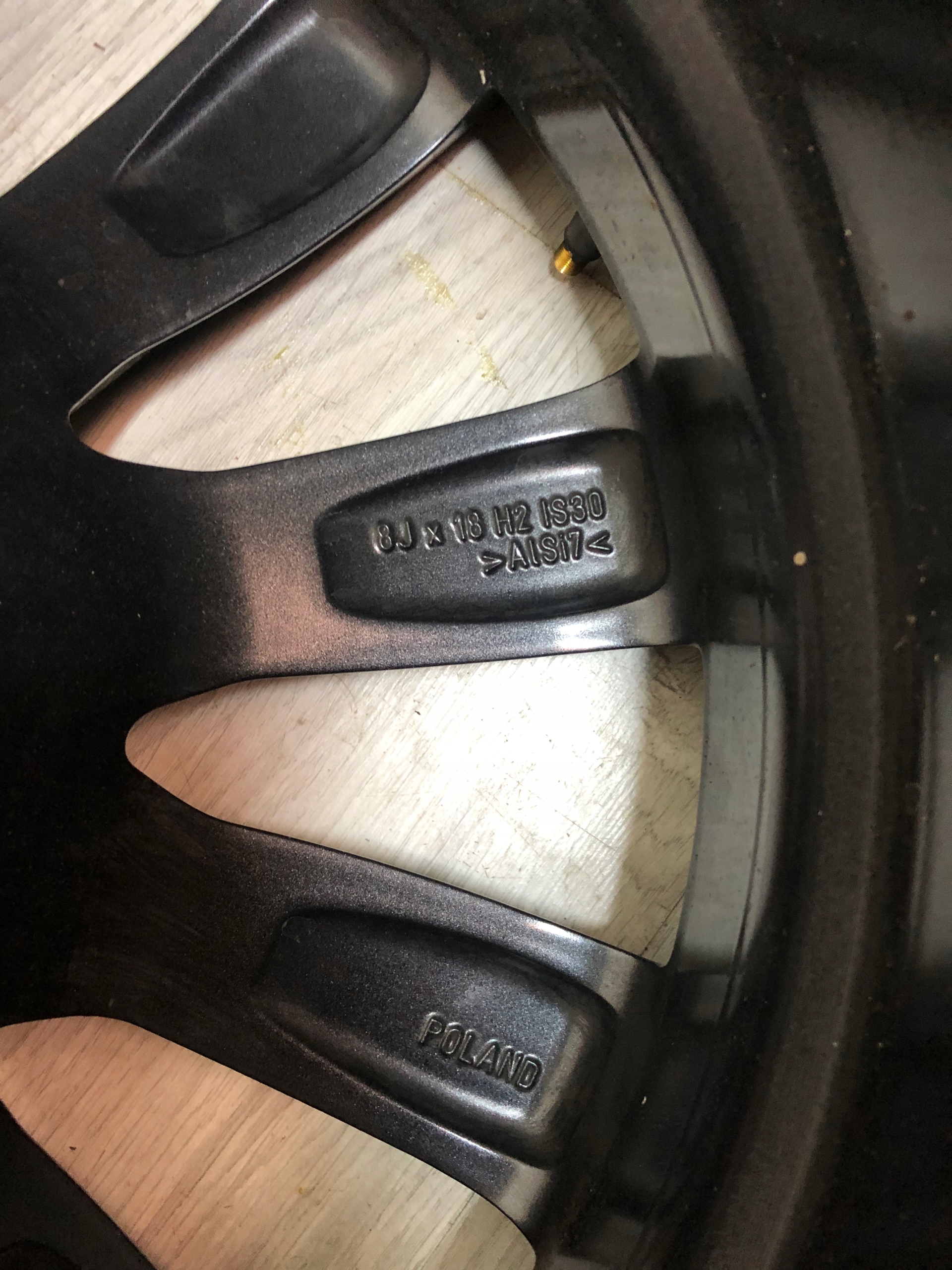 BMW 5 G30 G31 18'' ET30 disk ALU 6874441
