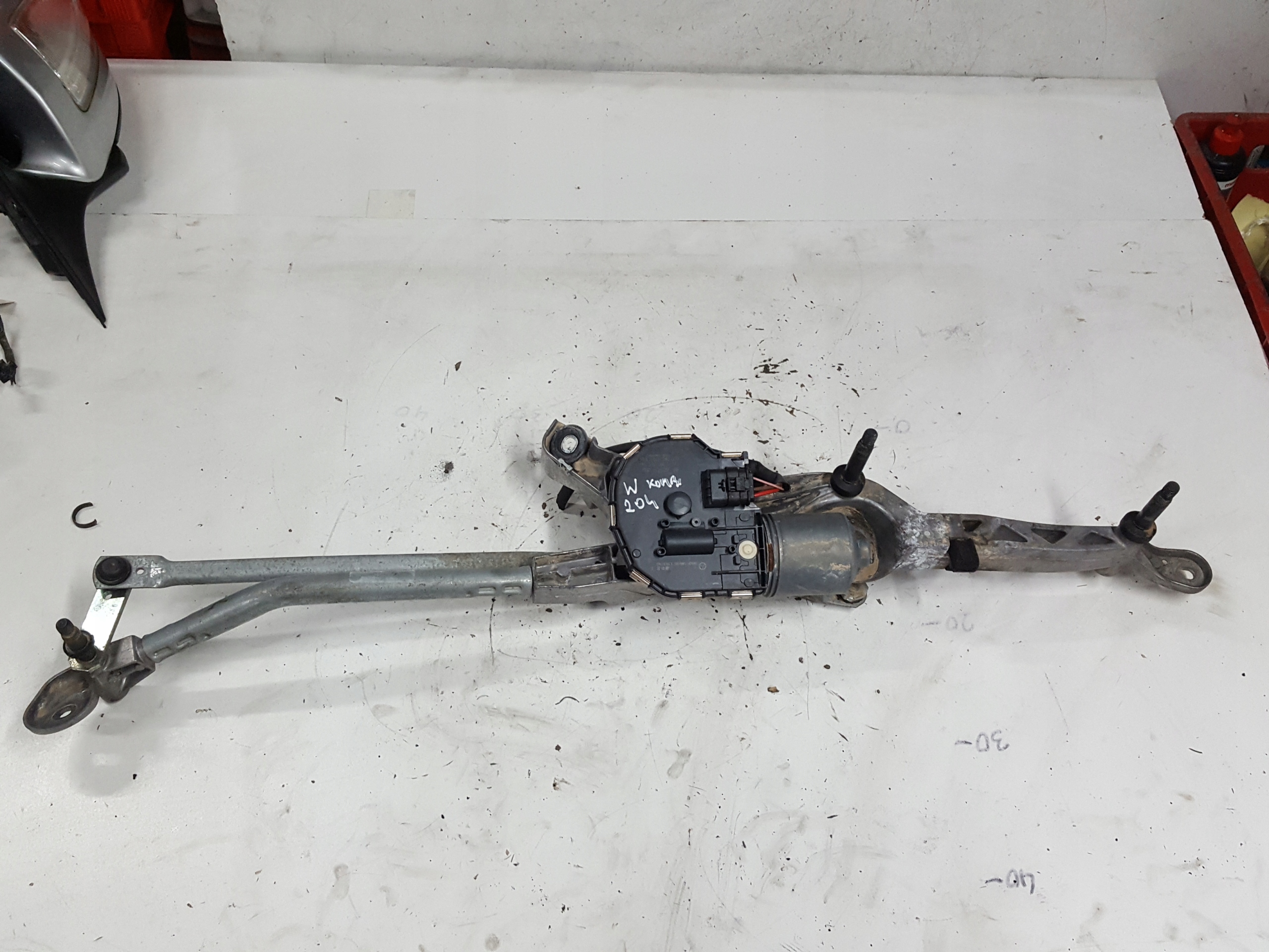 MERCEDES C W204 07R-механізм склоочисника передній