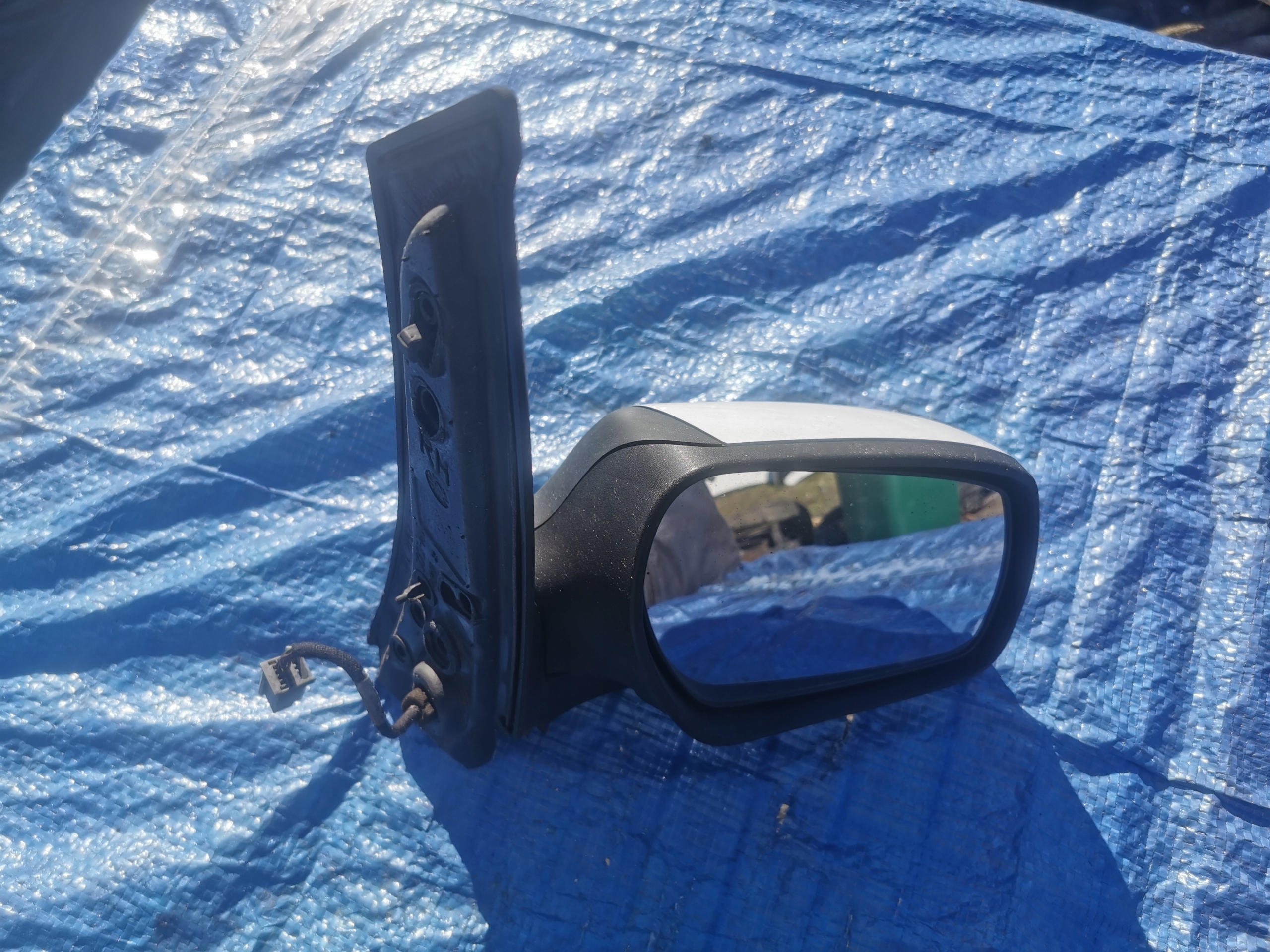 FORD C-MAX MK1 LUSTERKO PRAWE 6 PIN BIAŁE KOLOR 4