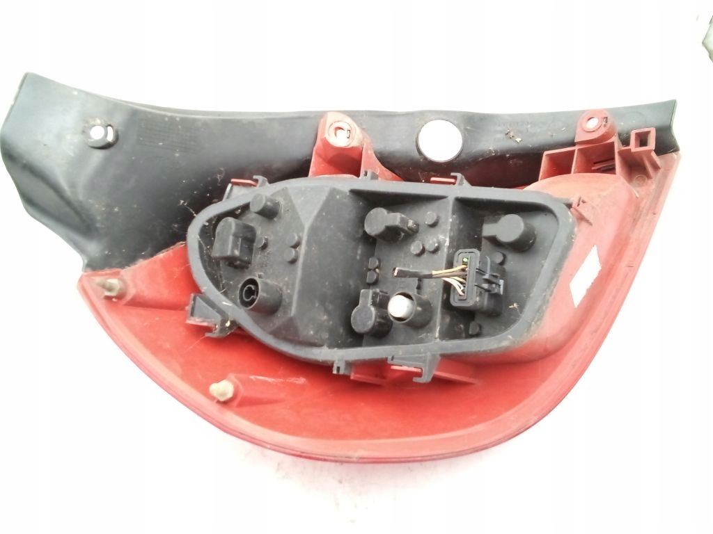 Renault Clio III 3 HB 3D light right rear part rear 89035080