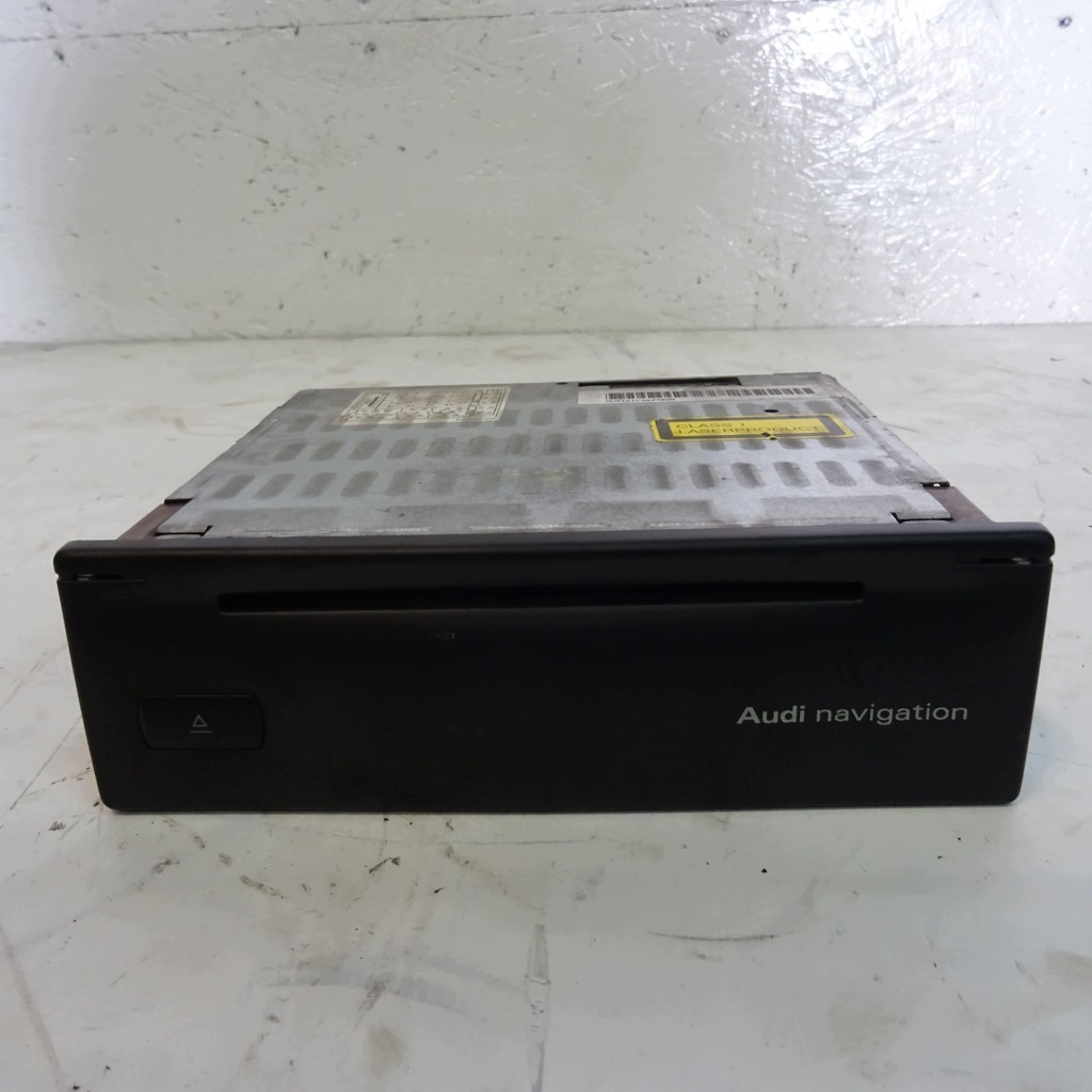 AUDI A4 B6 CZYTNIK der Navigation 4B0919887E