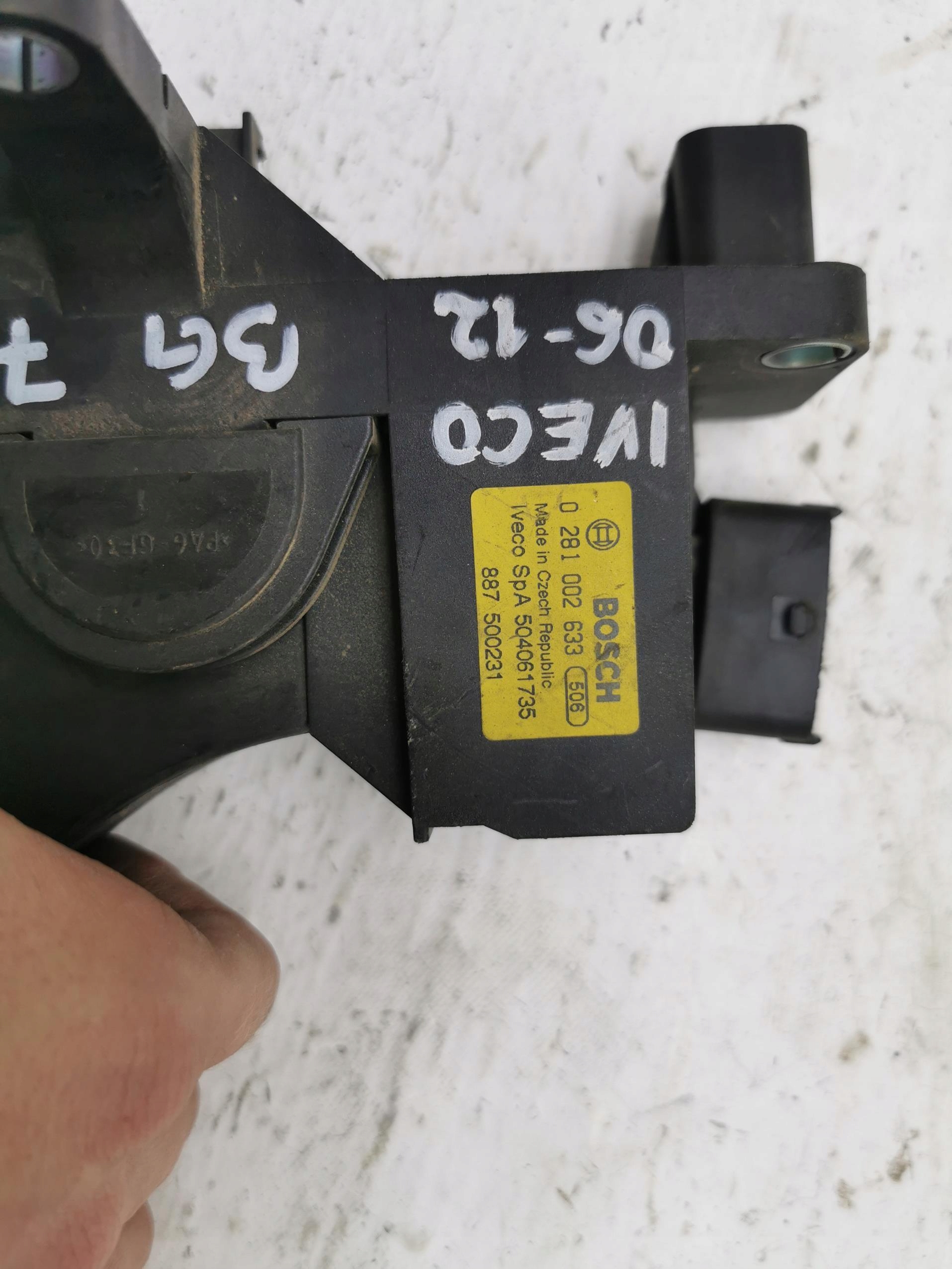 potentiometer Gas IVECO DAILY 2.3 HPI 504061735
