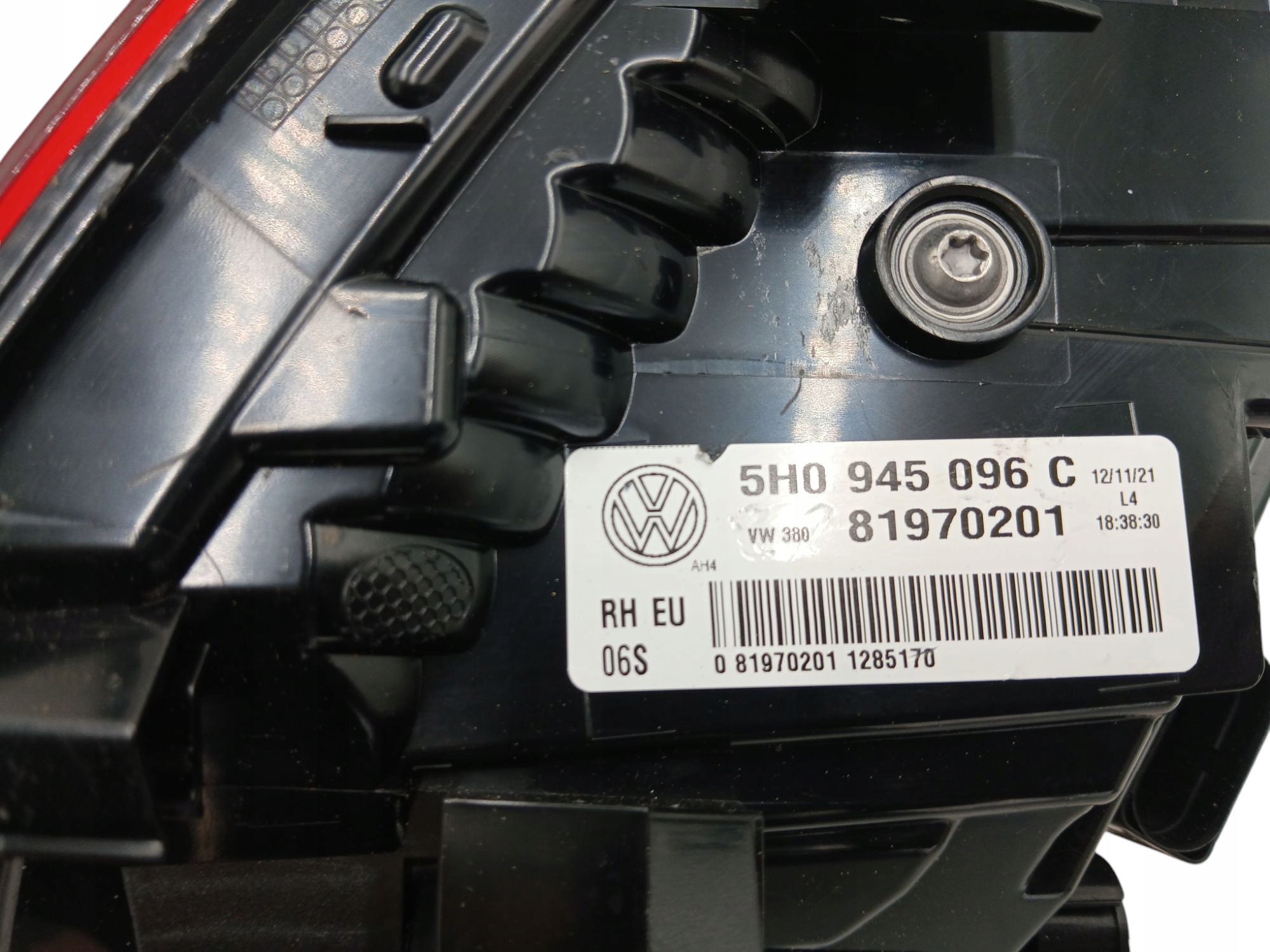 5H0945096C Lampa Tył Prawa Vw Golf VIII Led Producent części Volkswagen OE