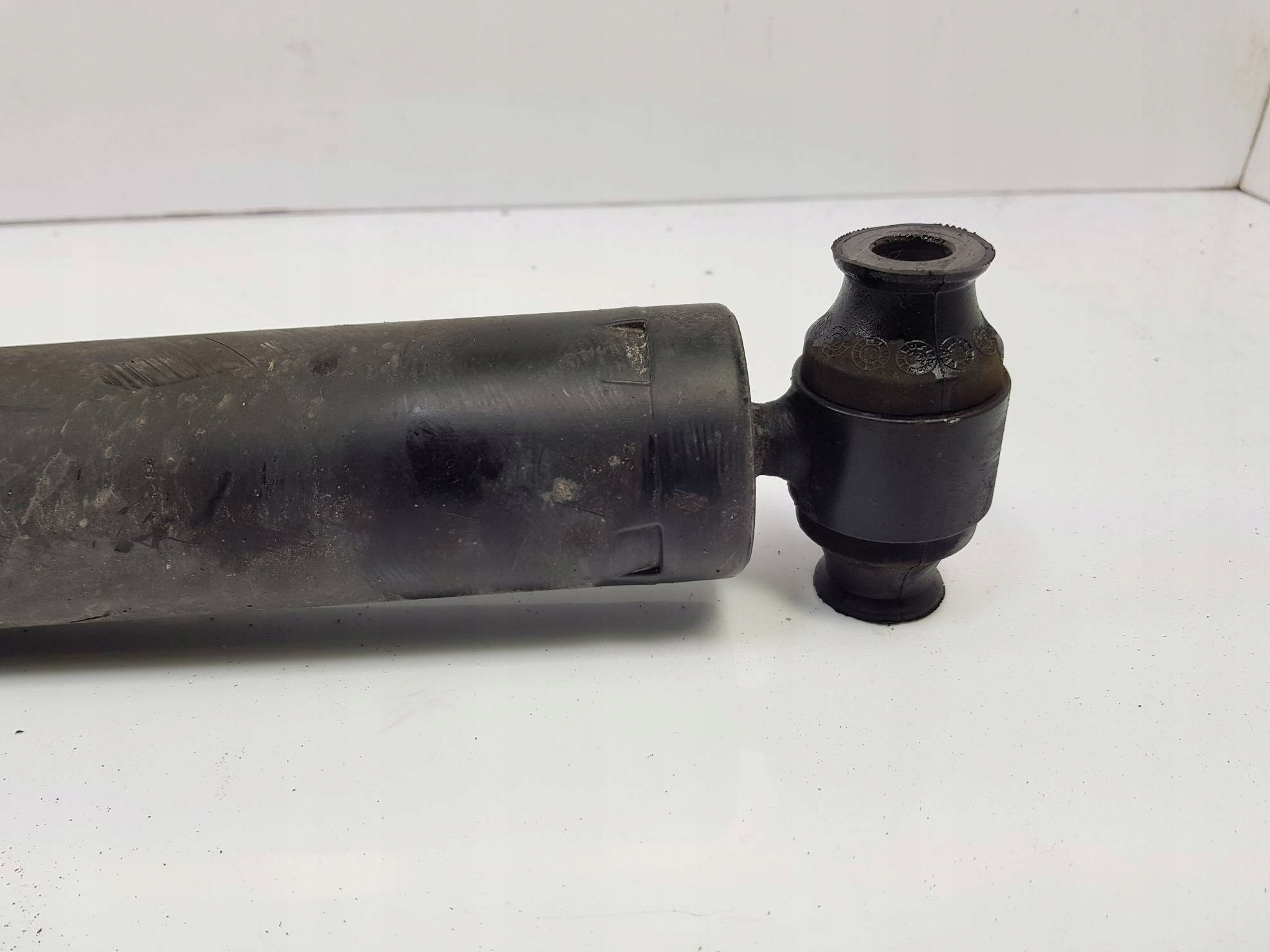 shock absorber left rear part FK31-18080-FA FORD TRANSIT MK8