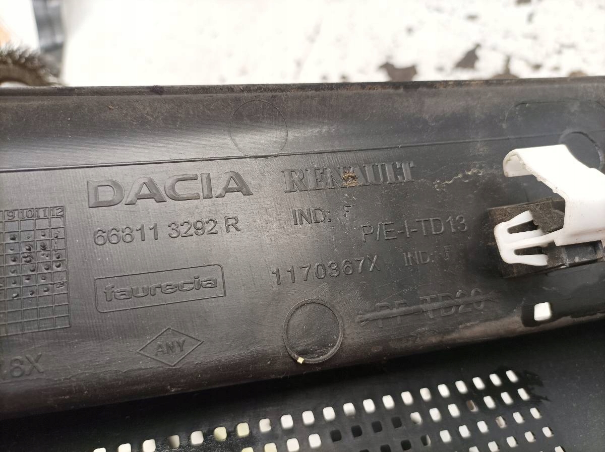 torpedo plastic EU 668113292R Dacia Logan II (2012-)