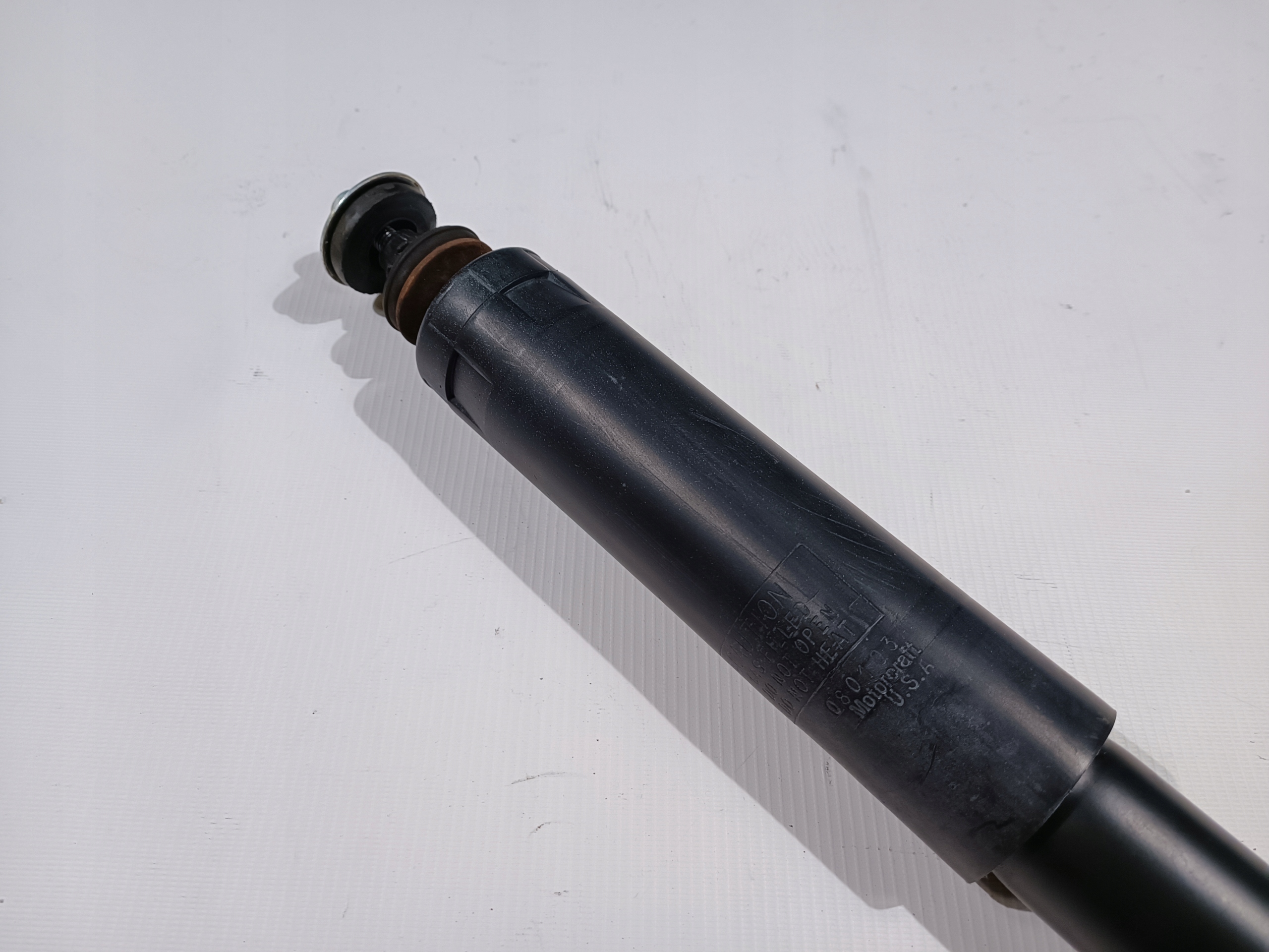 Stoßdämpfer hinten heck Ford Mustang 2005-2010